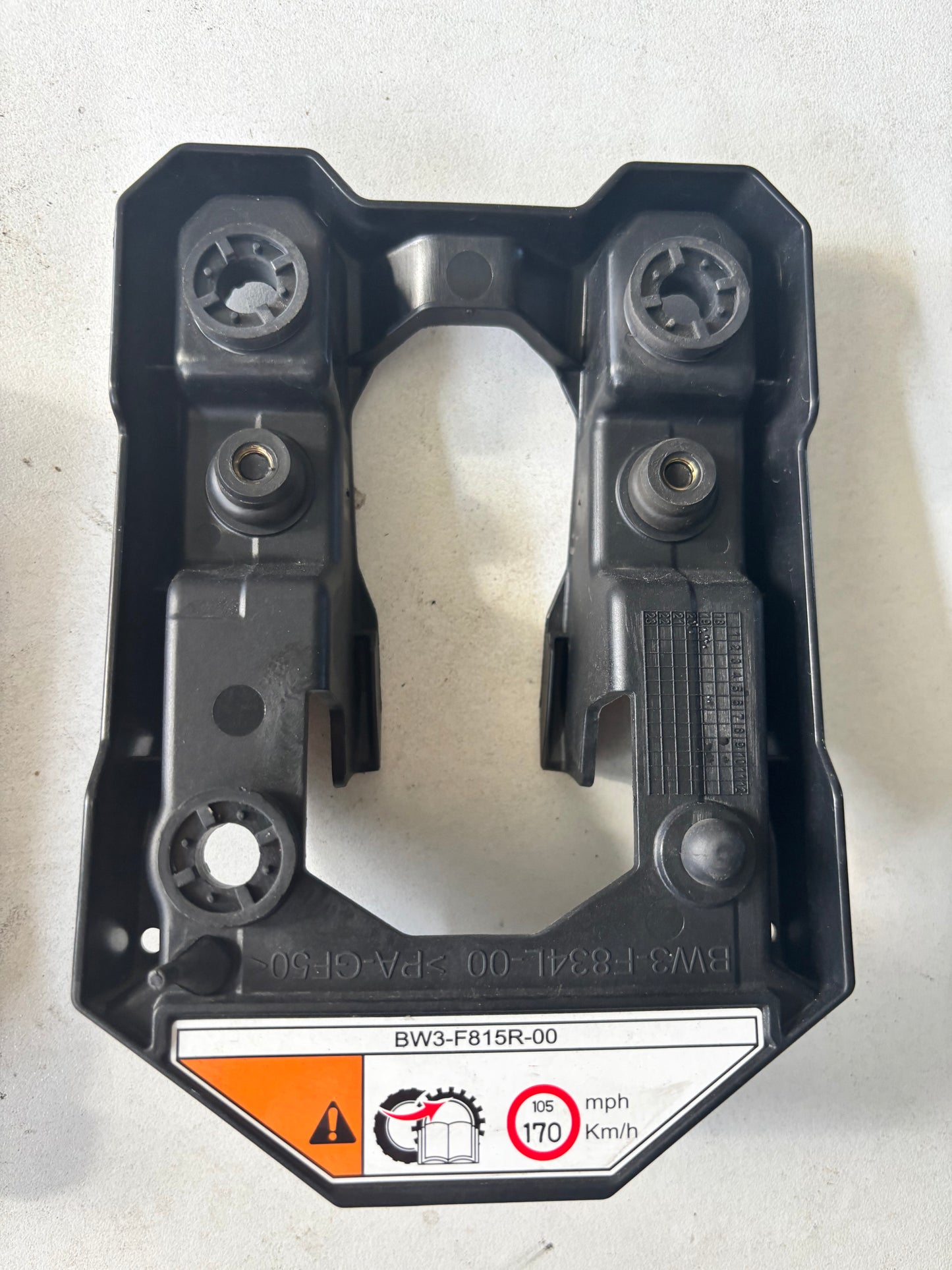 Support fixation compteur yamaha Tenere 700 2019 à 2024 BW3F834L0000