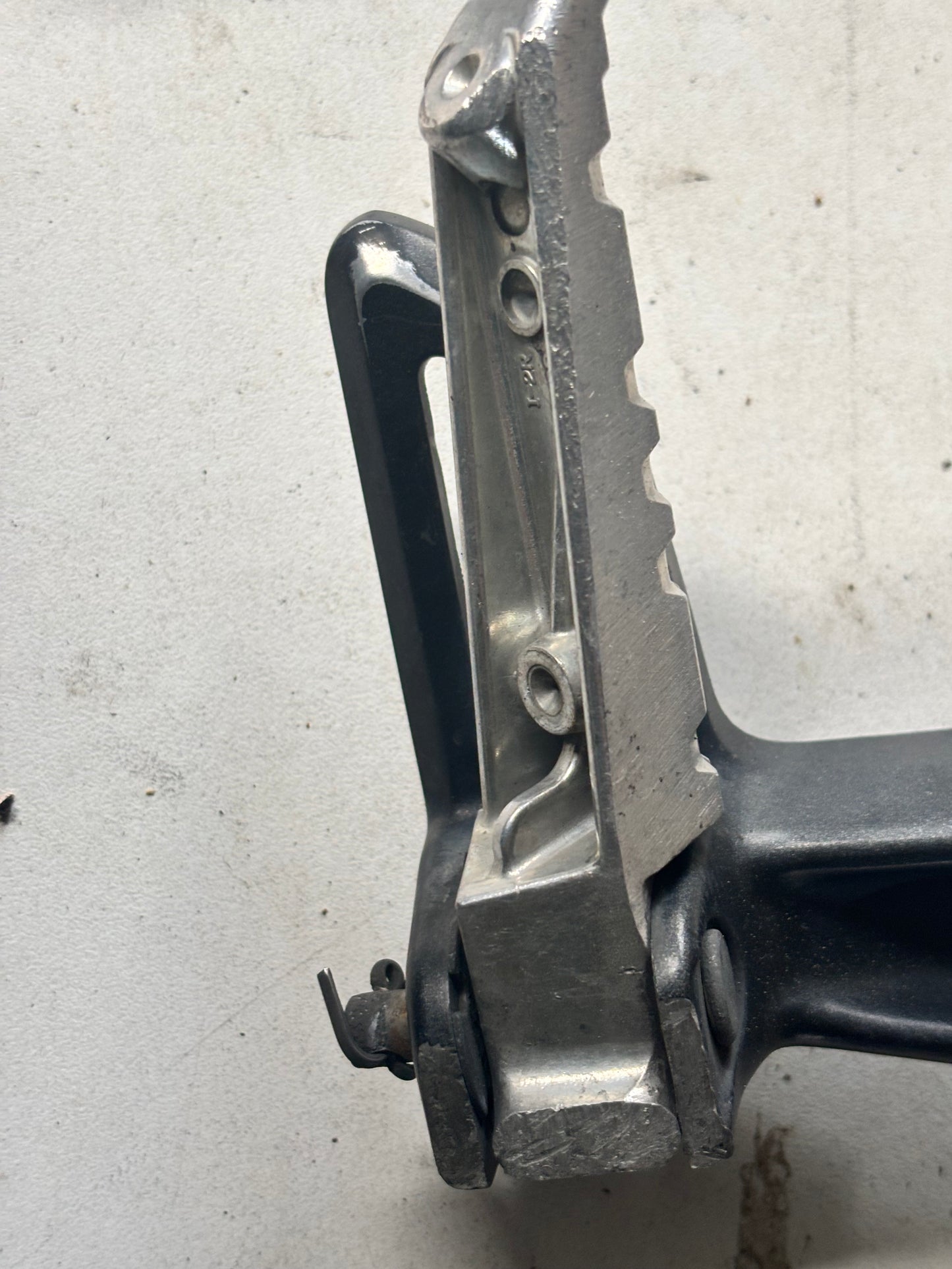 Platine arrière droite repose cale pied Yamaha Mt07 mt-07 2014/2020