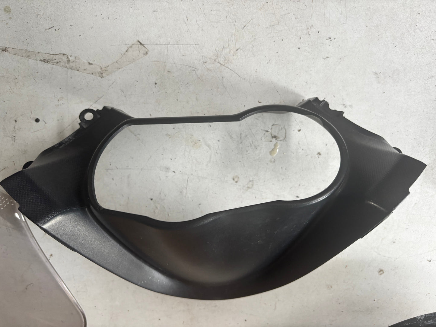 Entourage compteur Kawasaki Er6F 2005/2008
