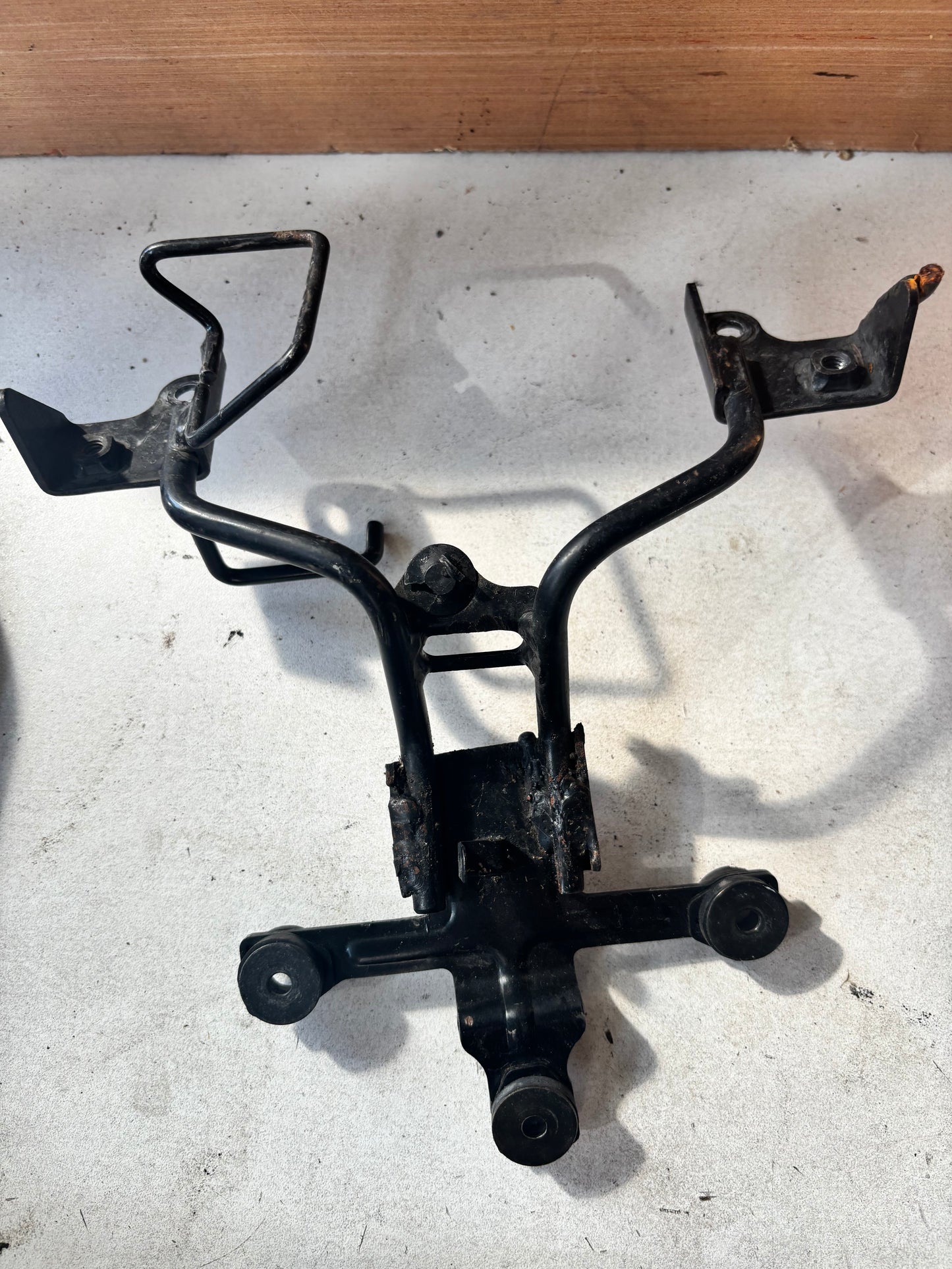 Support compteur tête de fourche optique araignée Kawasaki Er6n 2005/2008