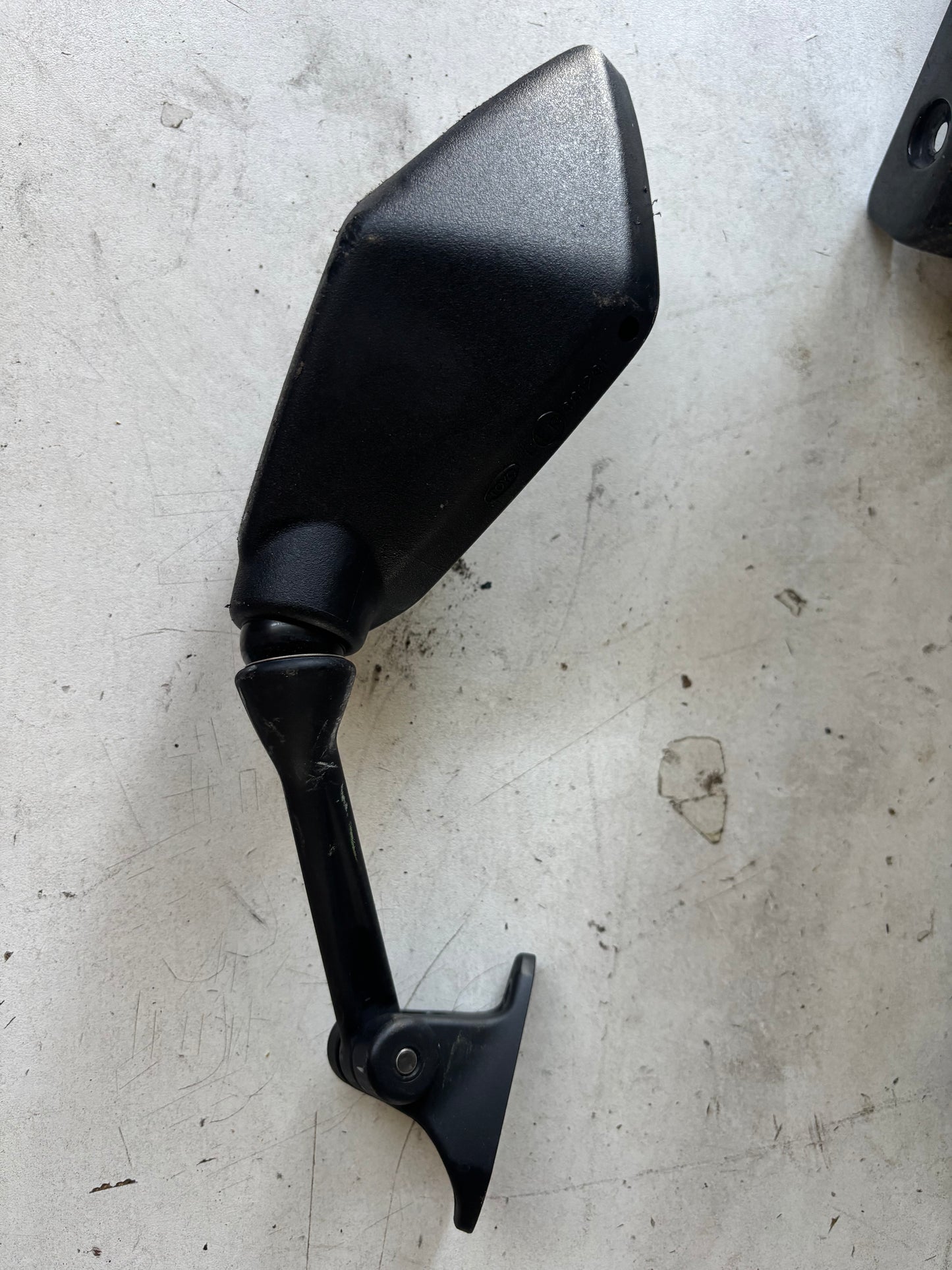Rétroviseur droit Kawasaki zx6r 2009/2012