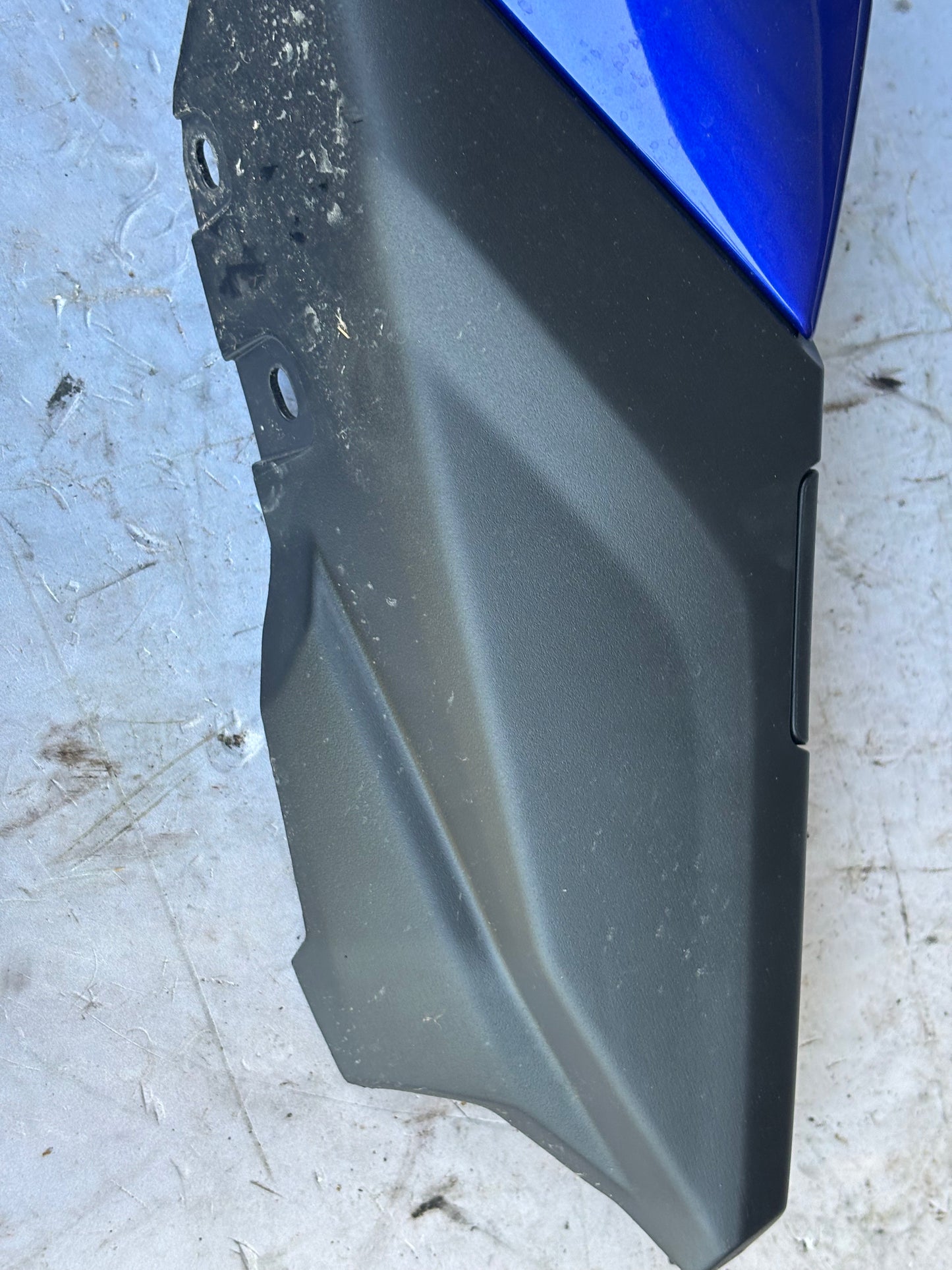Carénage arrière gauche yamaha mt 07 mt07 2025