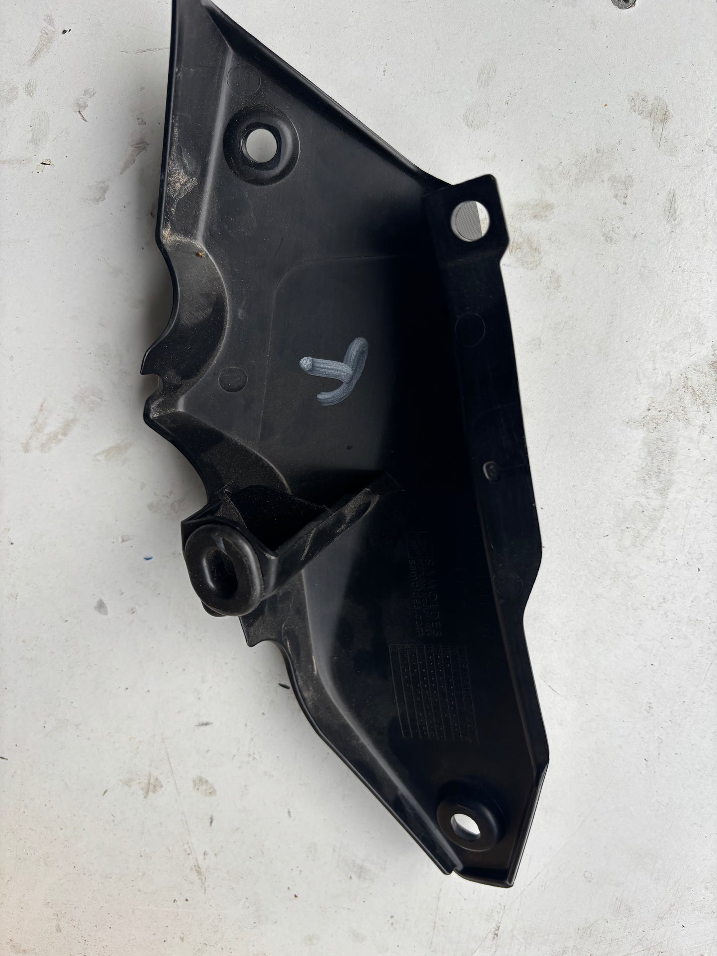 Carénage latéral gauche Yamaha tracer 700 2017/2020