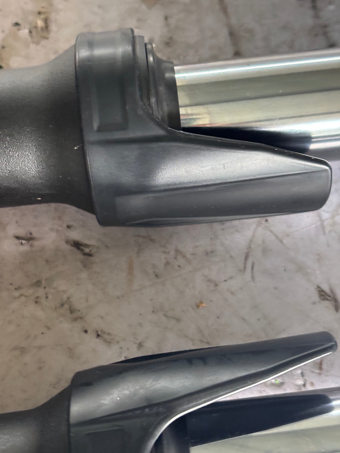 Fourche yamaha tracer 7 GT 700 2023-2024