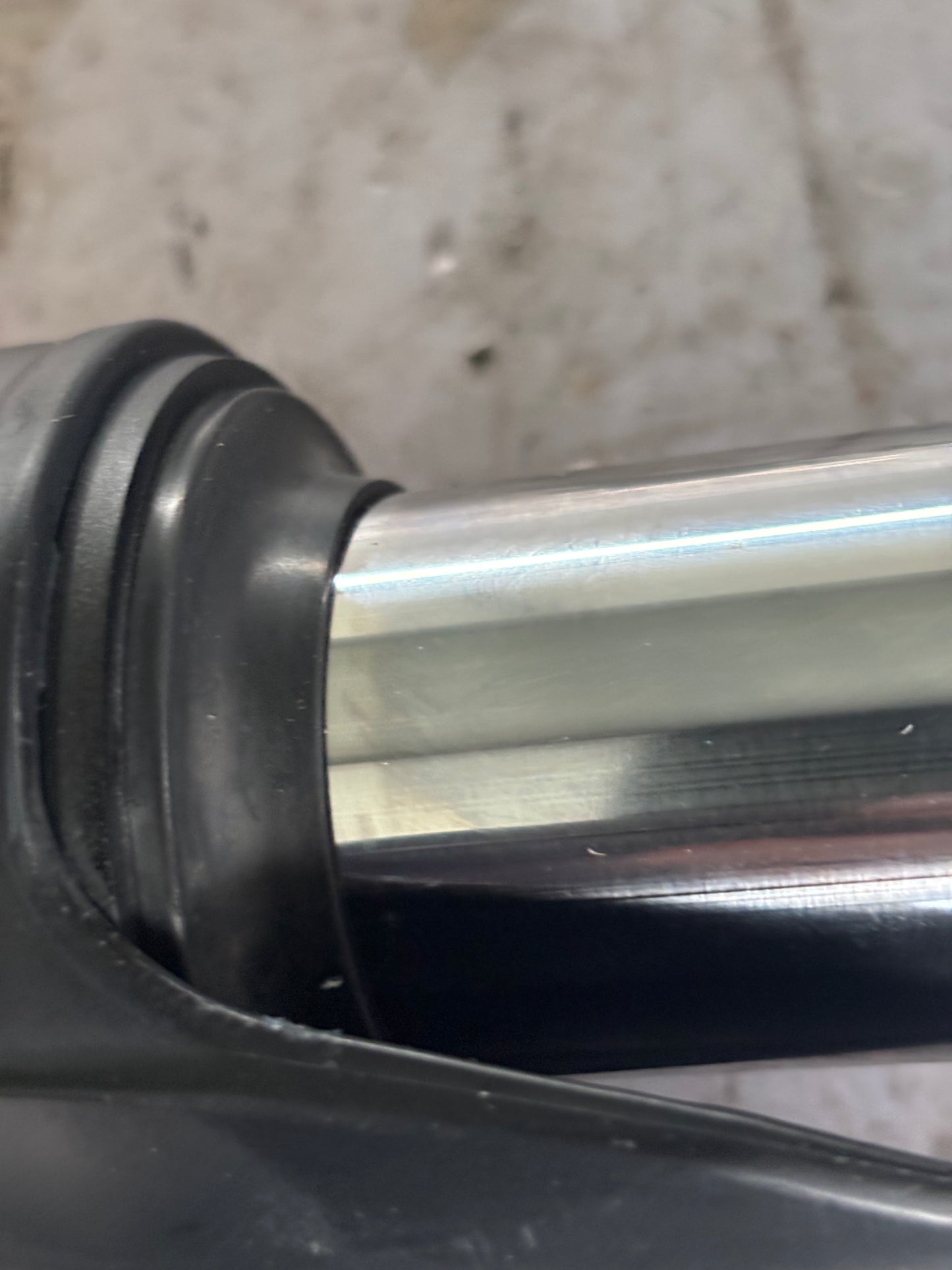 Fourche yamaha tracer 7 GT 700 2023-2024