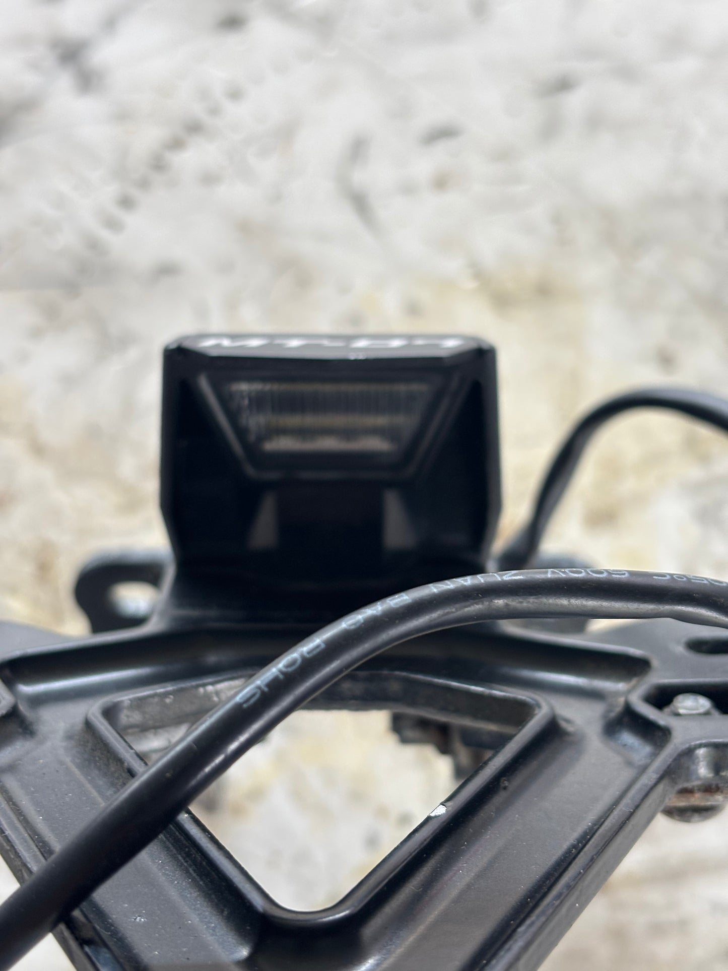 Original kurzer Kennzeichenhalter für Yamaha MT 07 2021-2024