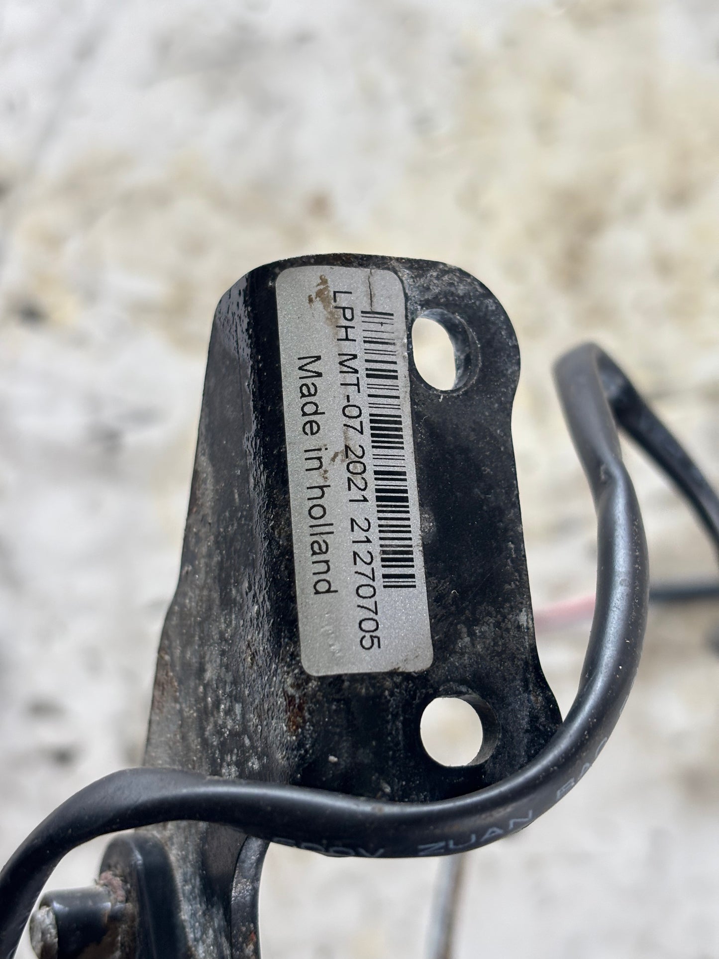 Original kurzer Kennzeichenhalter für Yamaha MT 07 2021-2024