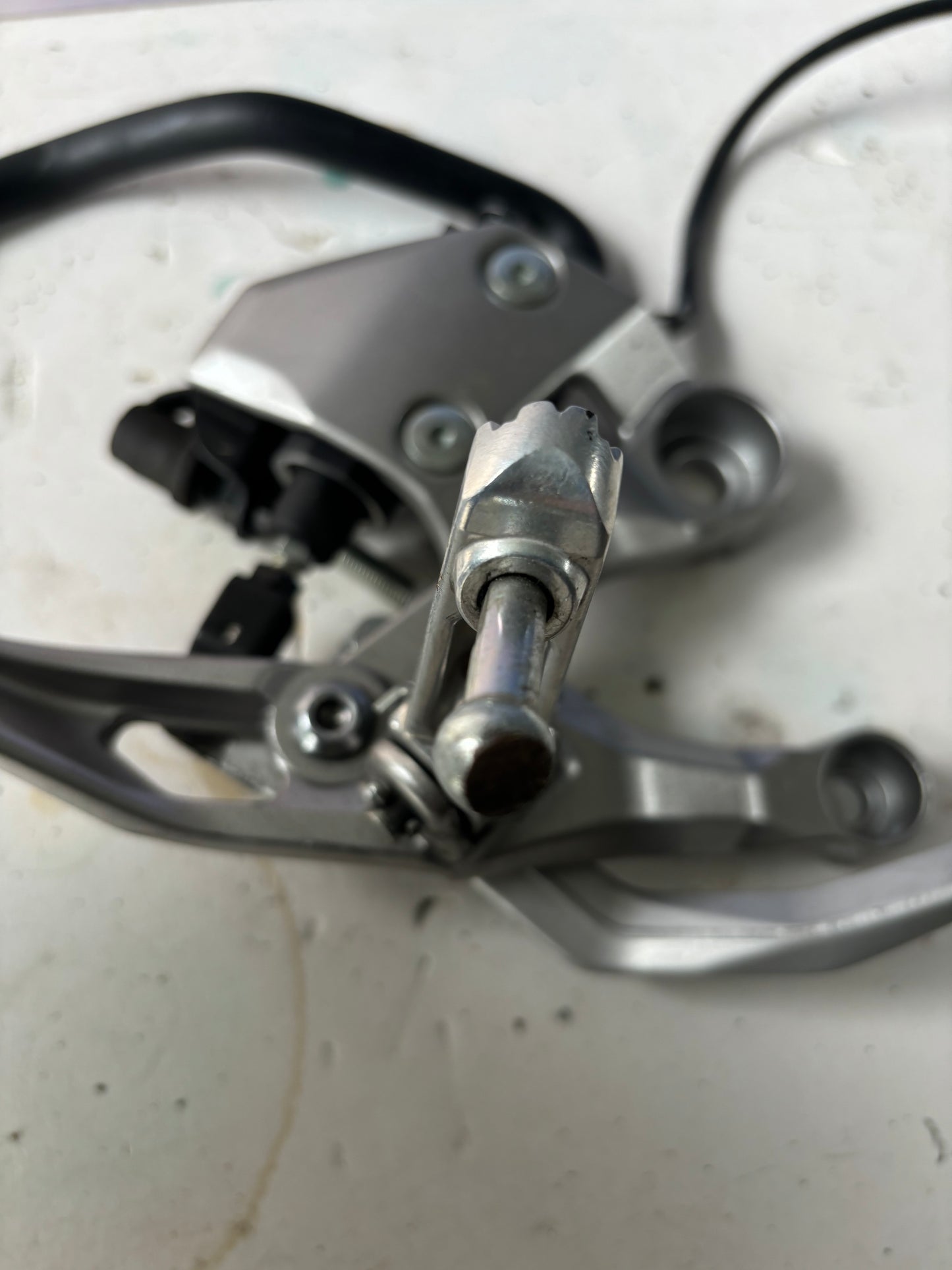 Rechte Fahrerbremsplatte Yamaha MT 09 2017/2020