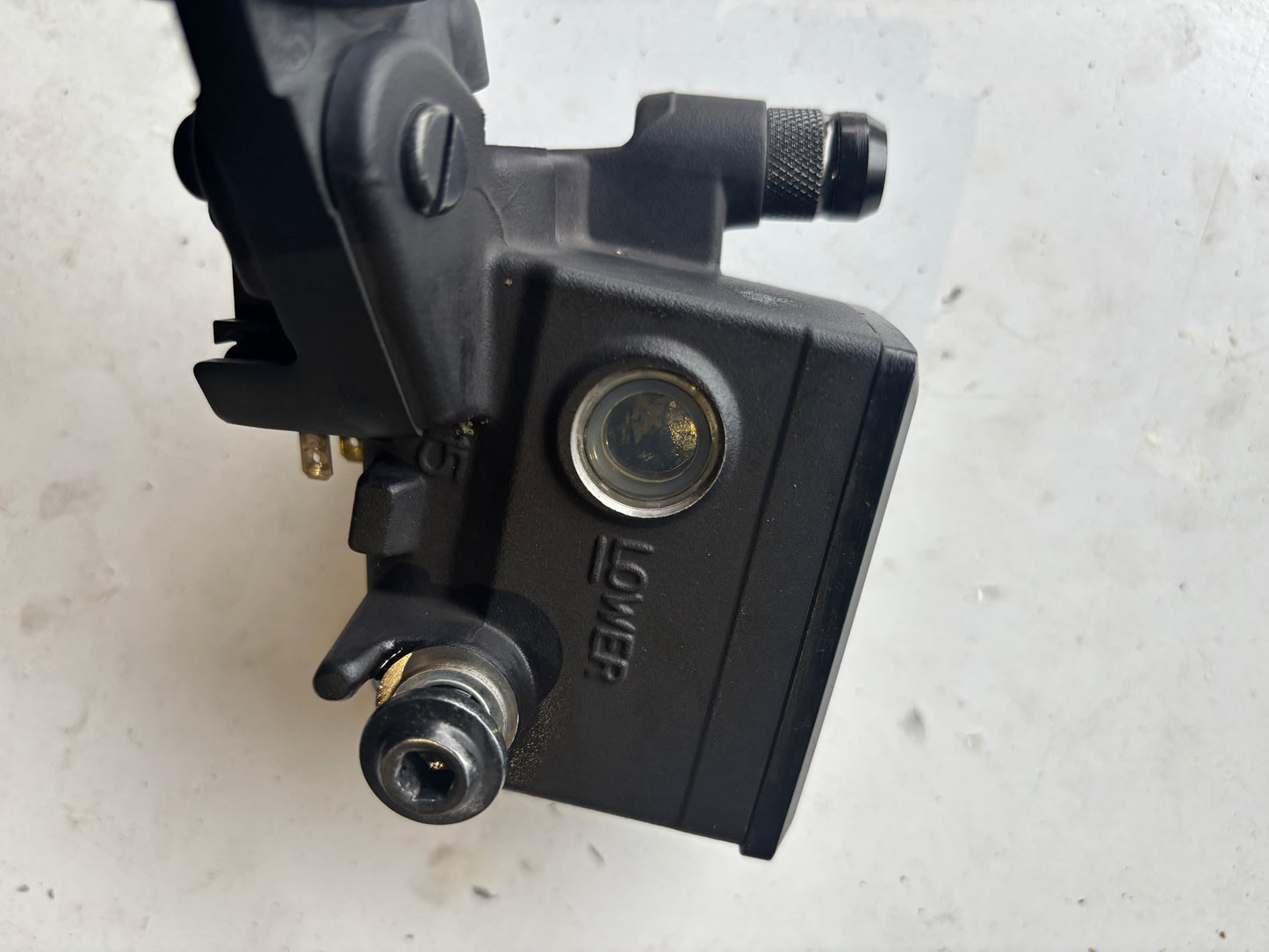 Maître cylindre de frein et levier Yamaha MT 07 tracer 700 2014/2024 noir
