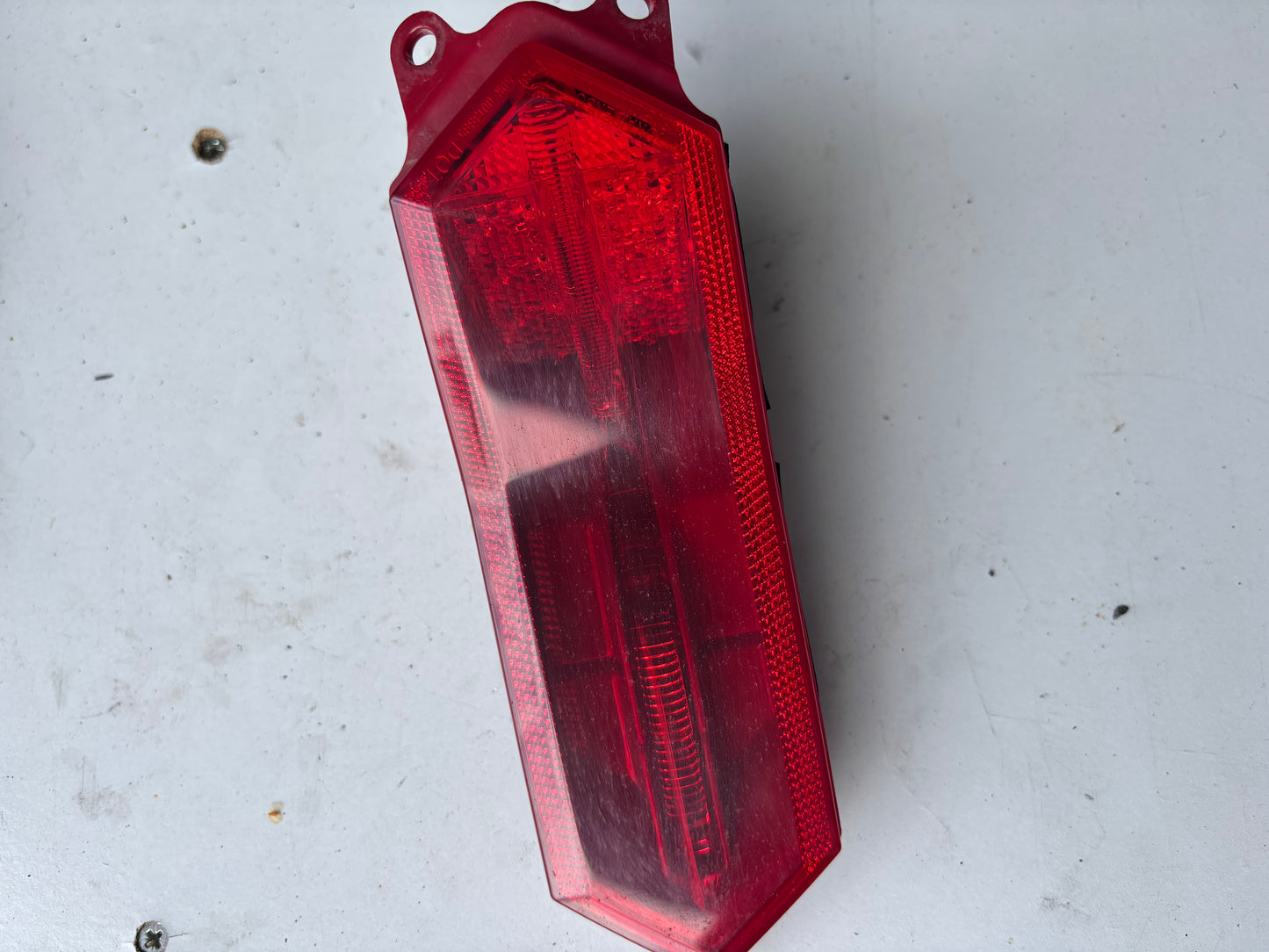 Feu arrière Yamaha r7 2021-2024 2CR847100100