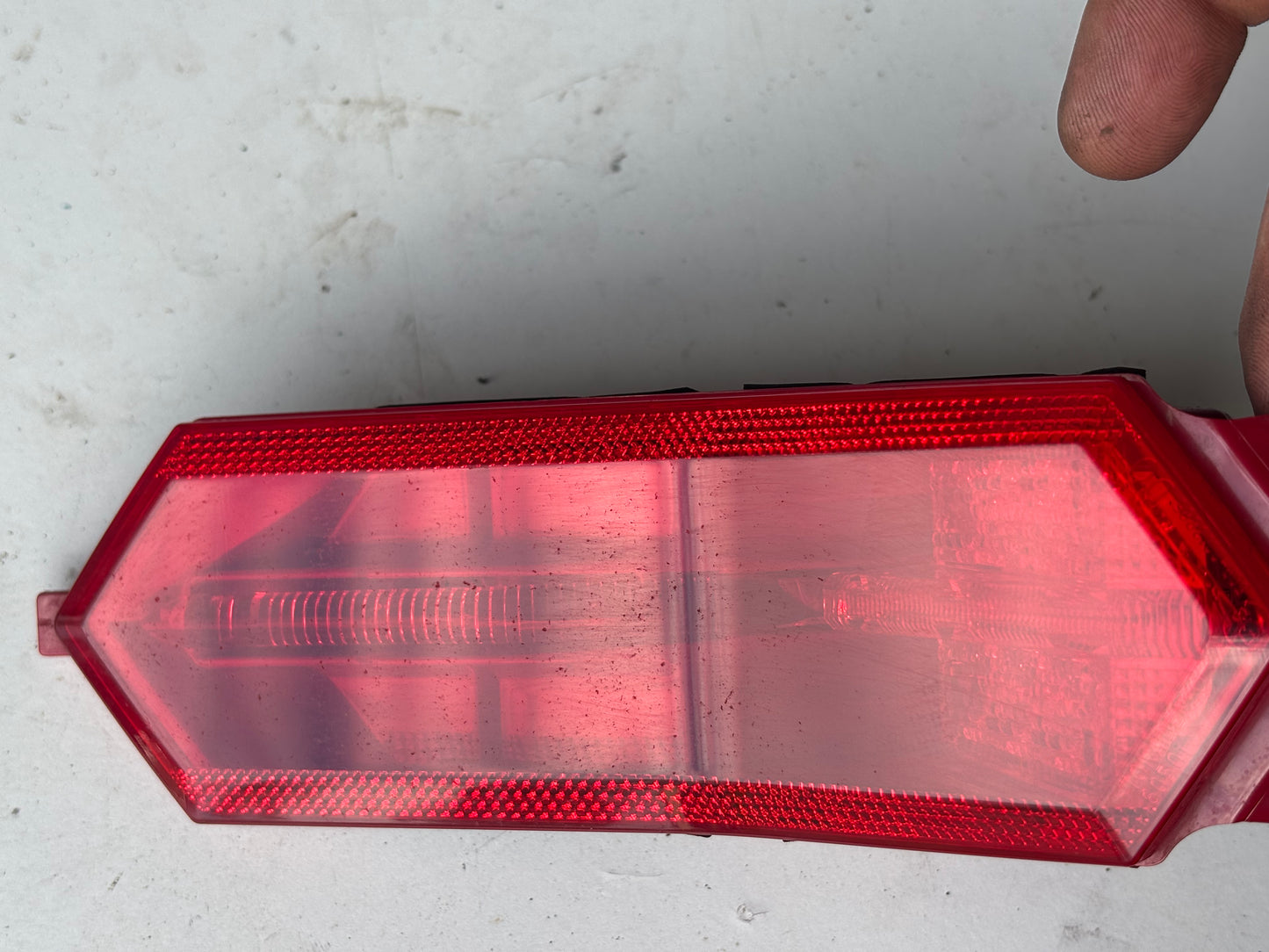 Feu arrière Yamaha r7 2021-2024 2CR847100100