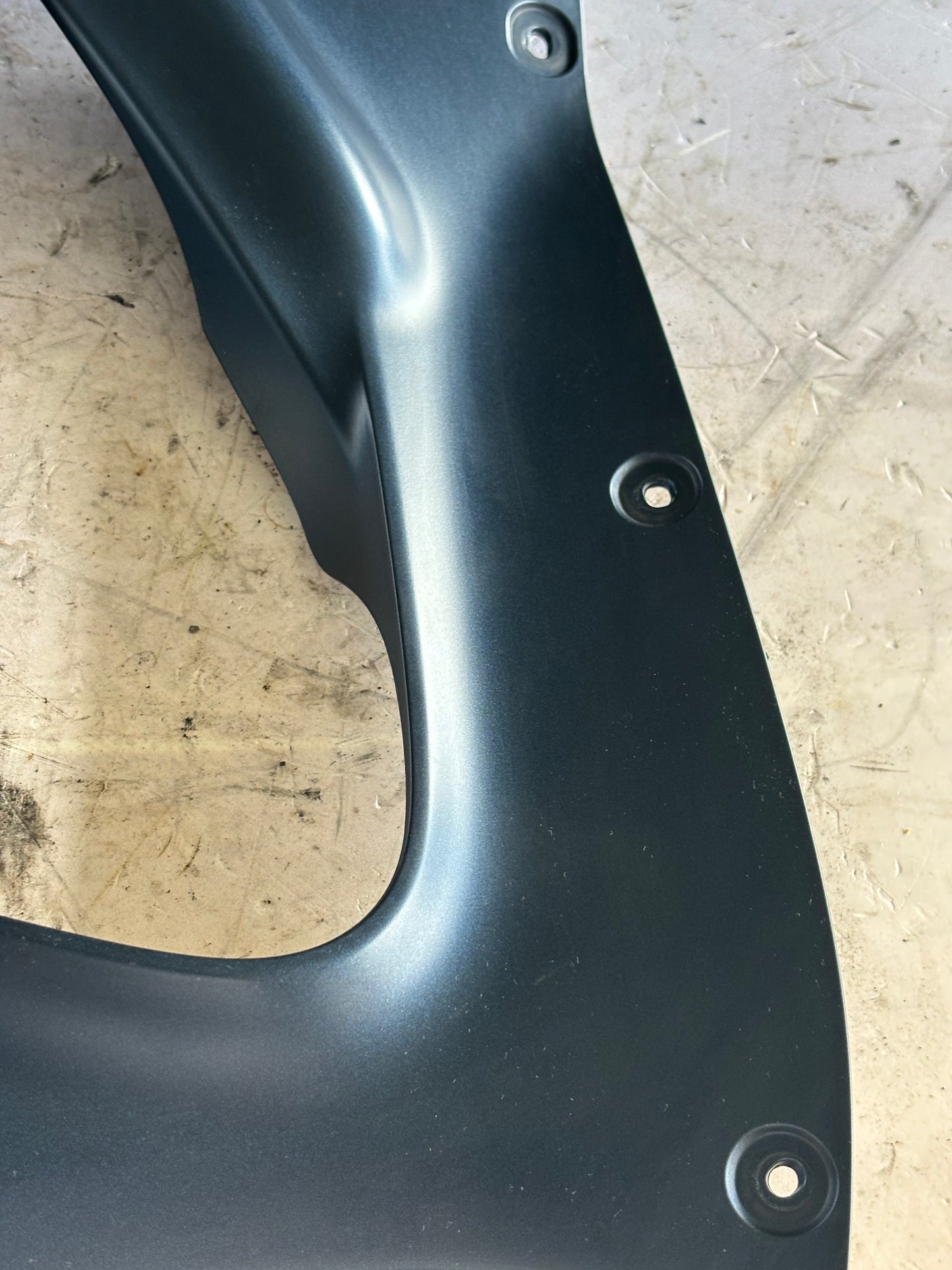 Carénage panneau flanc droit inférieur Yamaha r7 2021-2024 BEB2172H00P0