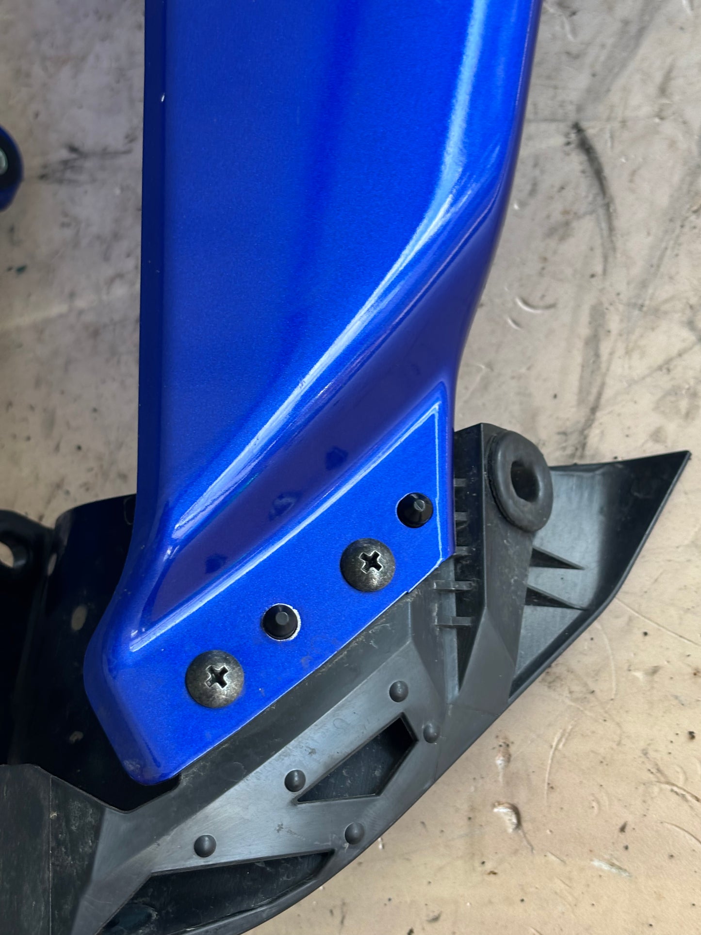 Sabot protecteur Yamaha r7 2021-2024 BEB2834W10P0 / BEB2834V10P0