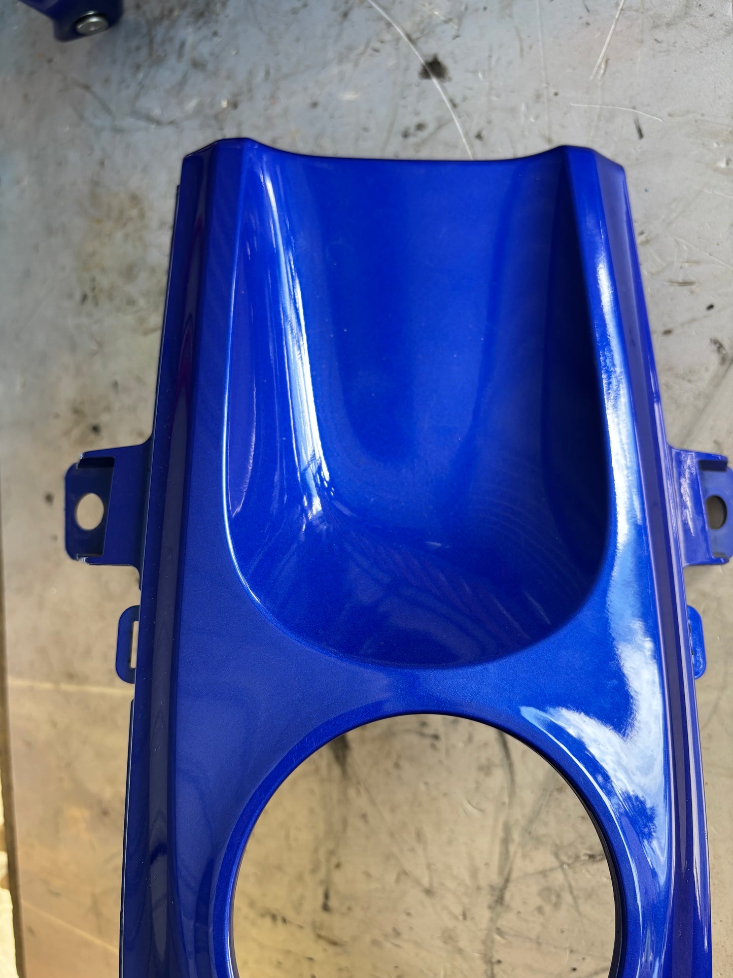 Carénage cache centrale couvre réservoir Yamaha r7 2021-2024 BEB2171A00P00