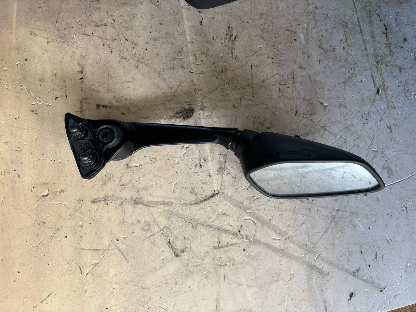 Rétroviseur droit Yamaha r7 2021-2024 BEB262900000