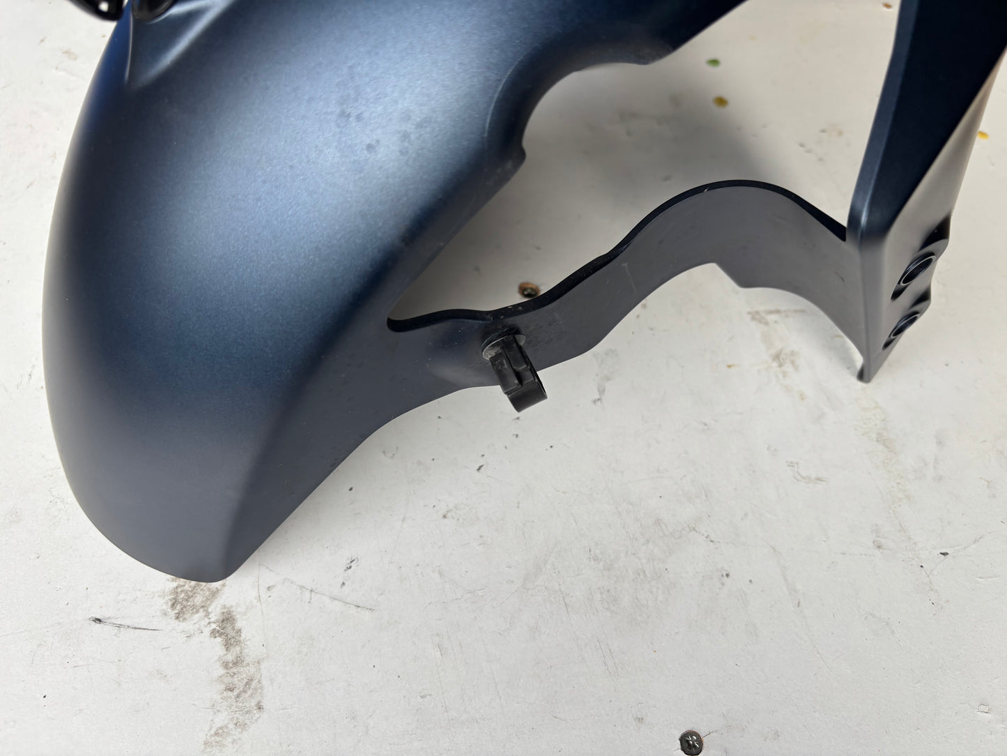 Garde boue avant Yamaha r7 2021-2024