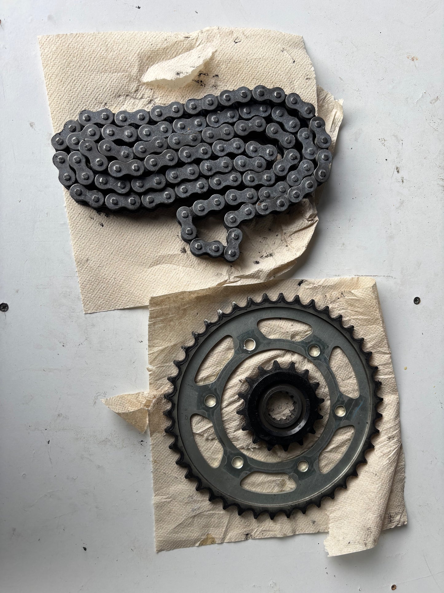 Kit chaîne Yamaha r7 2021-2024
