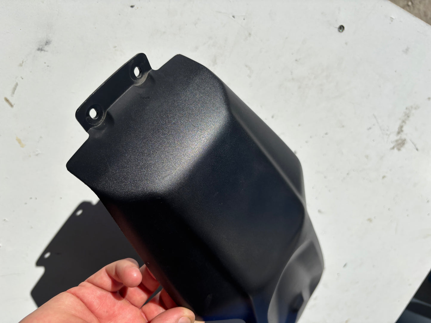 Carénage couvercle centrale réservoir yamaha mt 07 2021-2024