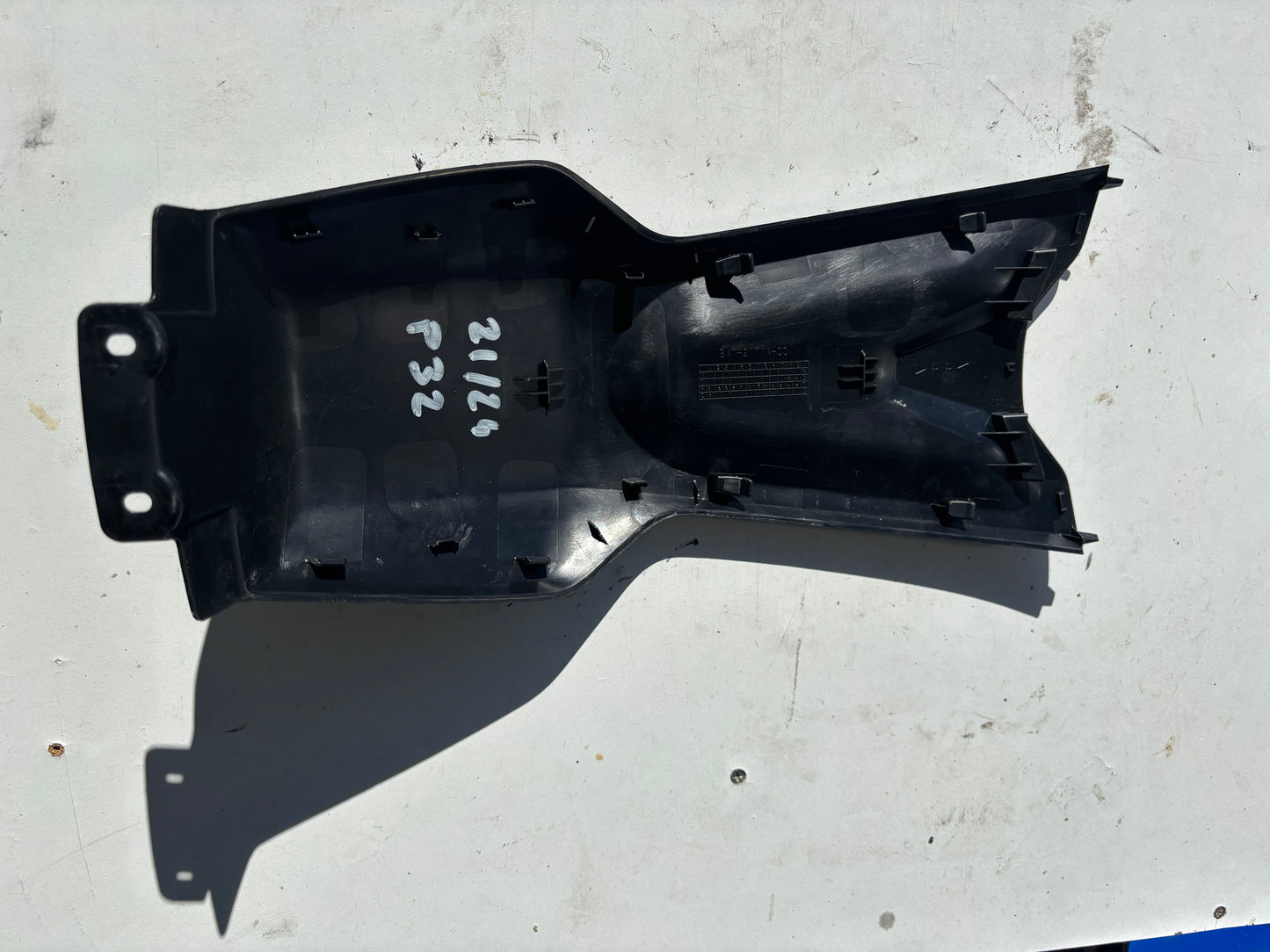 Carénage couvercle centrale réservoir yamaha mt 07 2021-2024