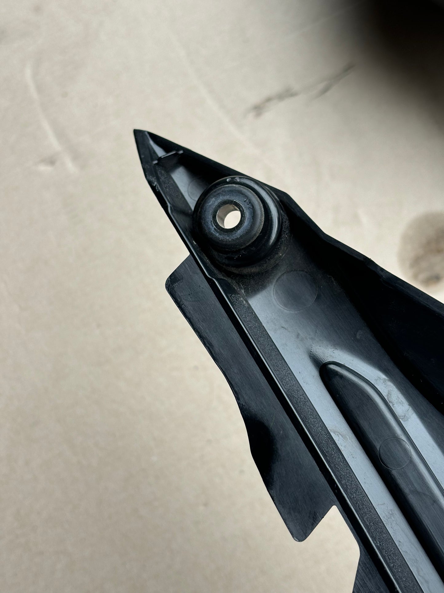 Rechter Untersitzverkleidungsschutz Yamaha Tracer 900 2015/2017