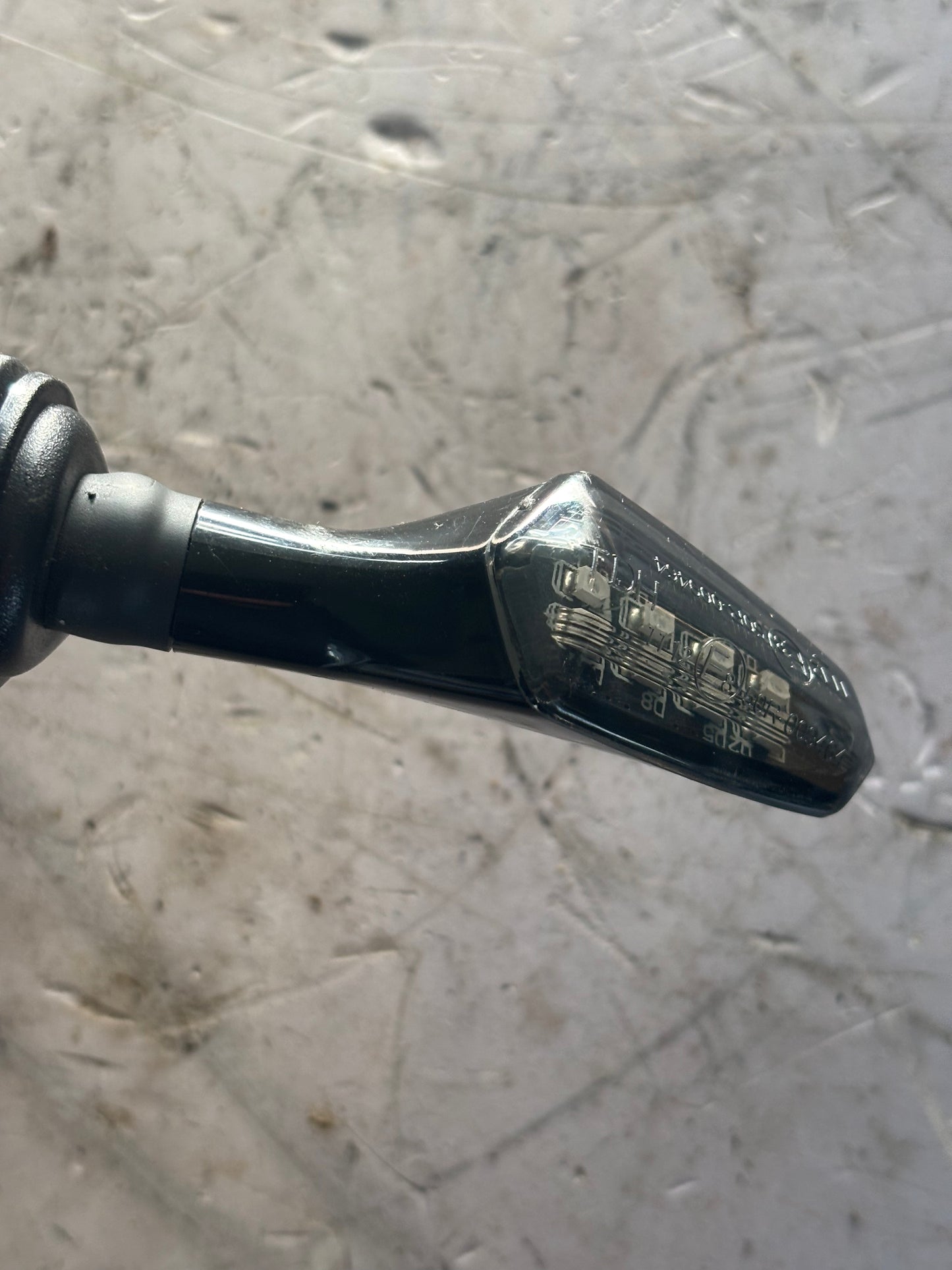 Support clignotant yamaha mt 09 2017- 2020