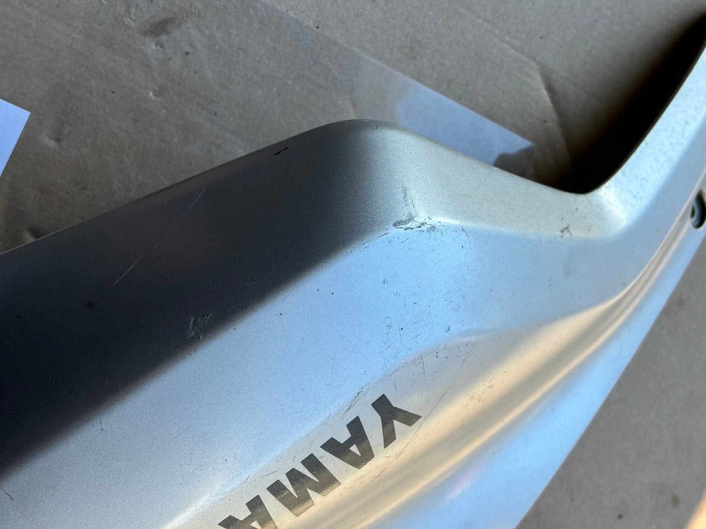 Linke graue Tankverkleidung Yamaha Mt07 2014/2017