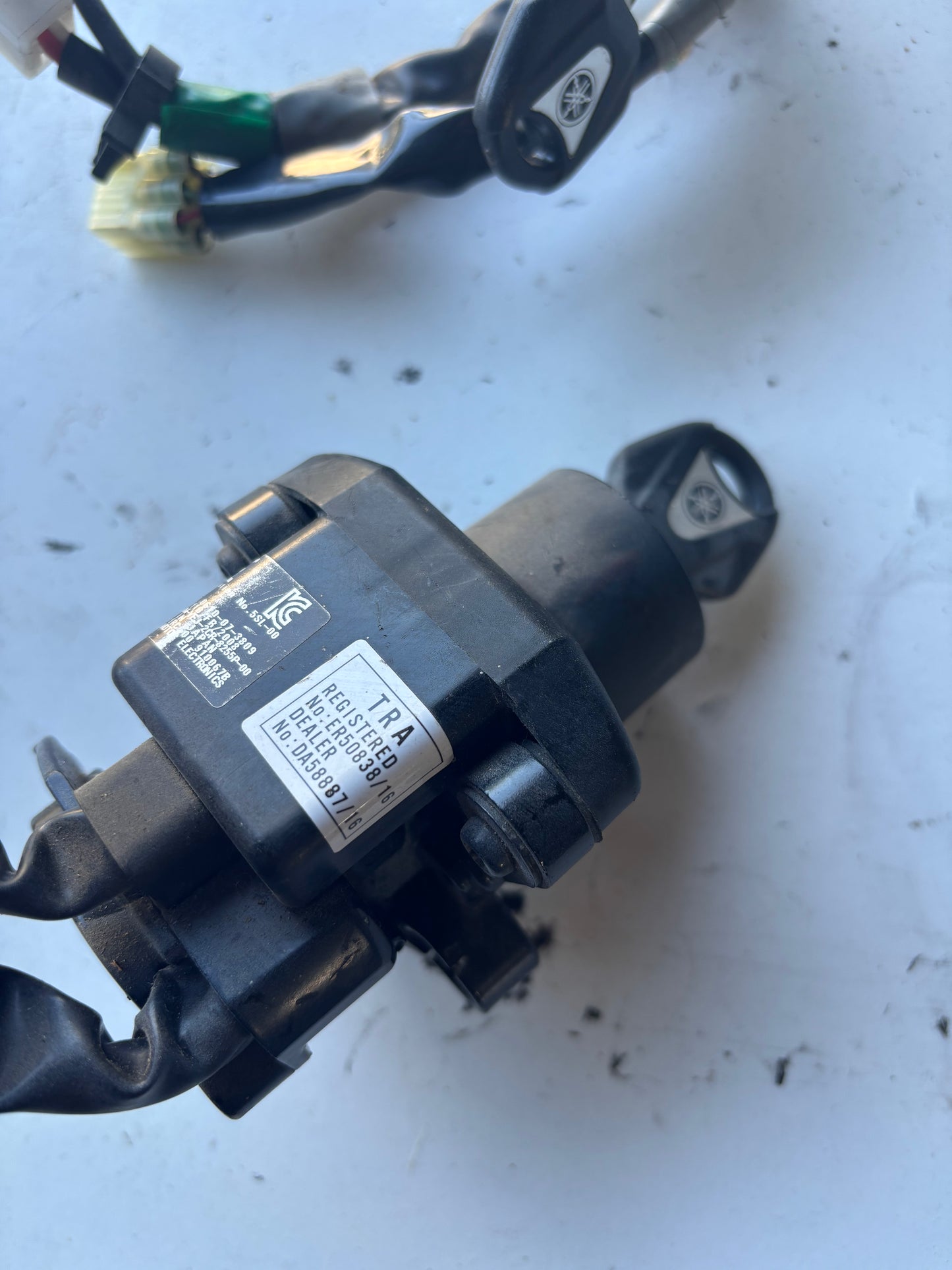 Neiman 2 clé yamaha mt 09 2013- 2020