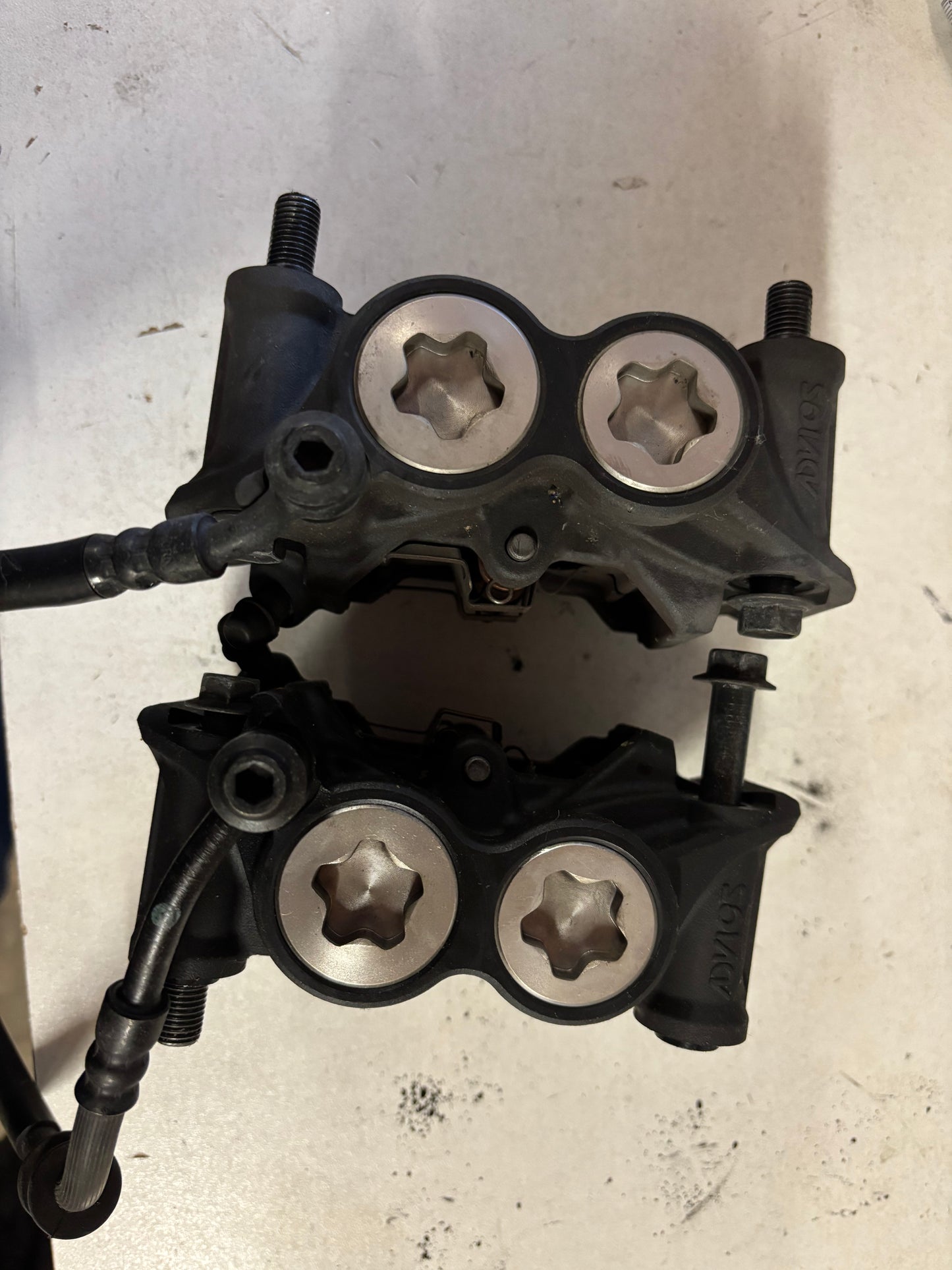 Étrier frein avant yamaha Mt09 tracer 900 radial 108 mm