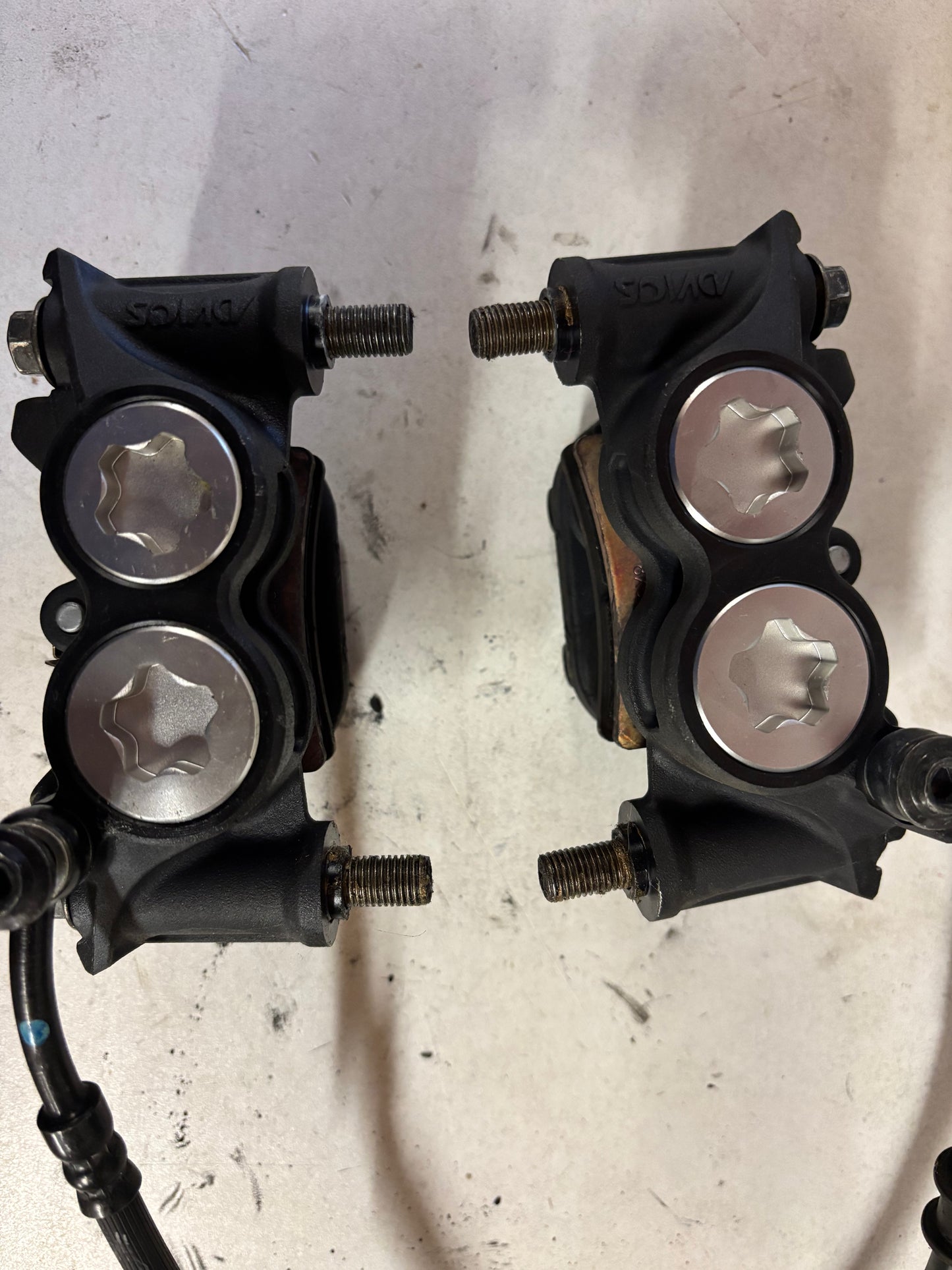 Étrier frein avant yamaha radial 108 mm mt07 2025