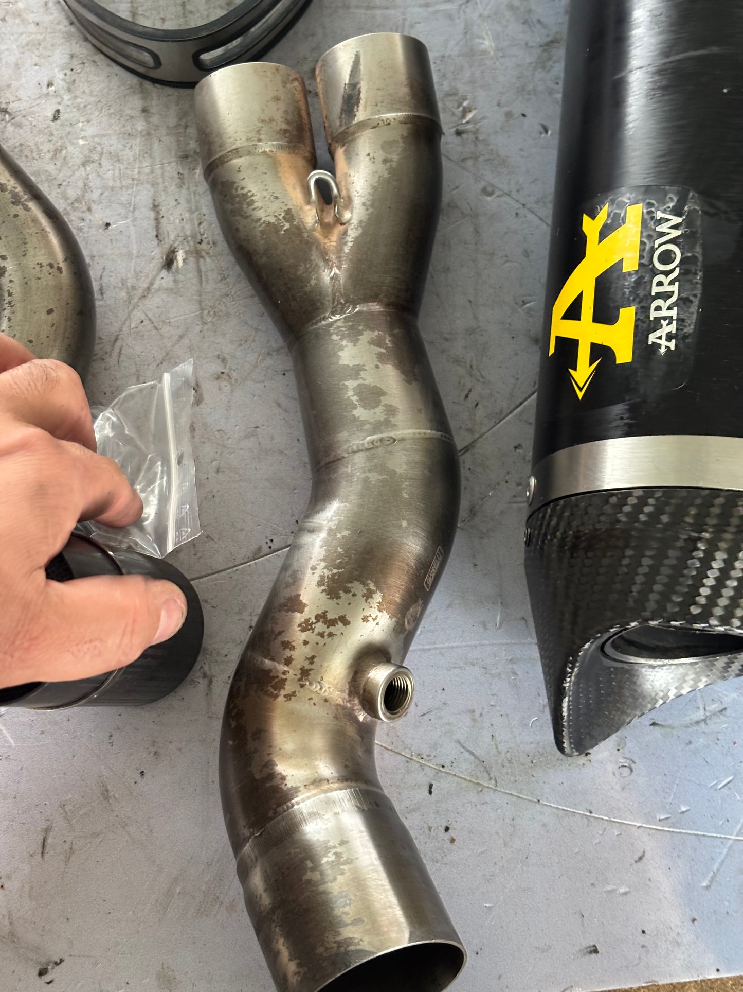 Ligne échappement ARROW yamaha mt 07 2021-2024 71758KZ + 71930AKN