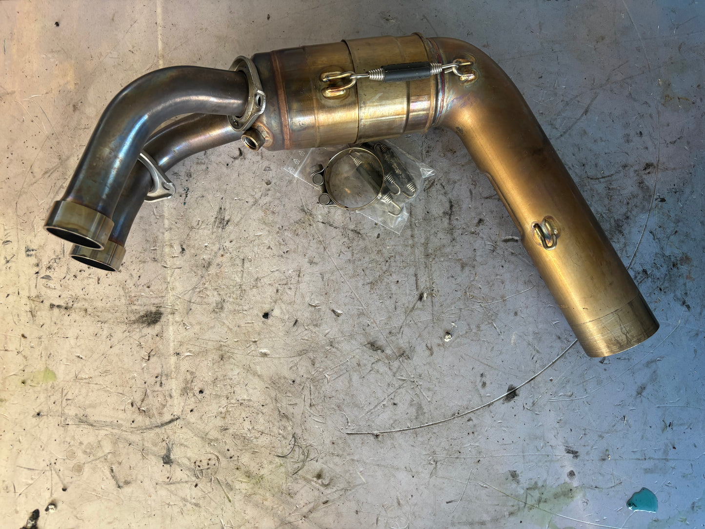Ligne akrapovic S-Y7R11-HAPT Yamaha r7 2021-2024
