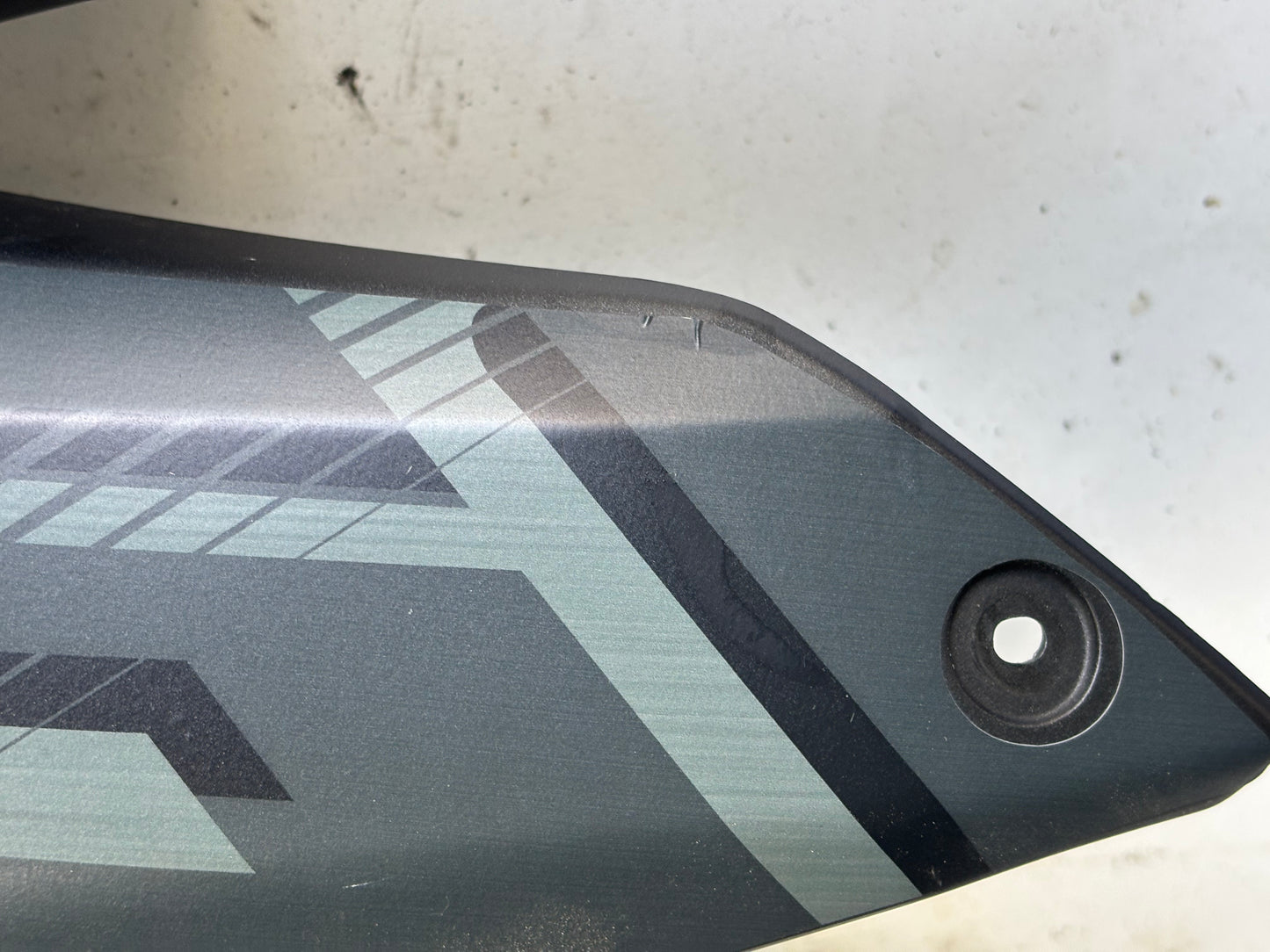 Écope air réservoir droite et gauche yamaha mt 09 2013-2016