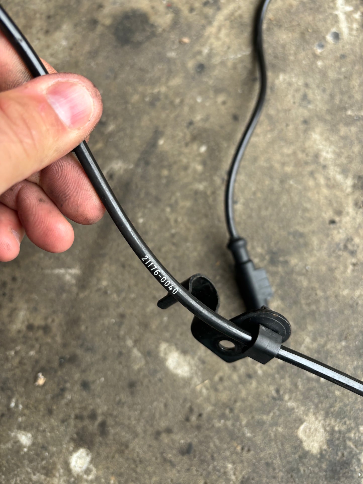 Vorderer ABS-Sensor er6n er6f 21176-0040