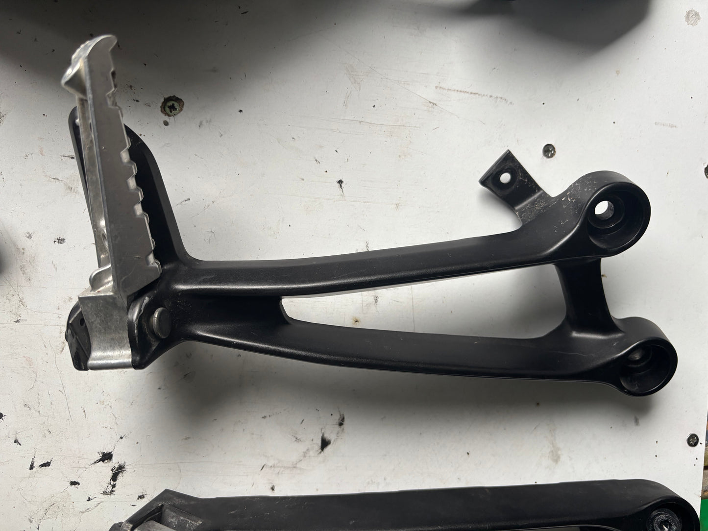 Rechte hintere Platte Yamaha Mt07 2014/2020