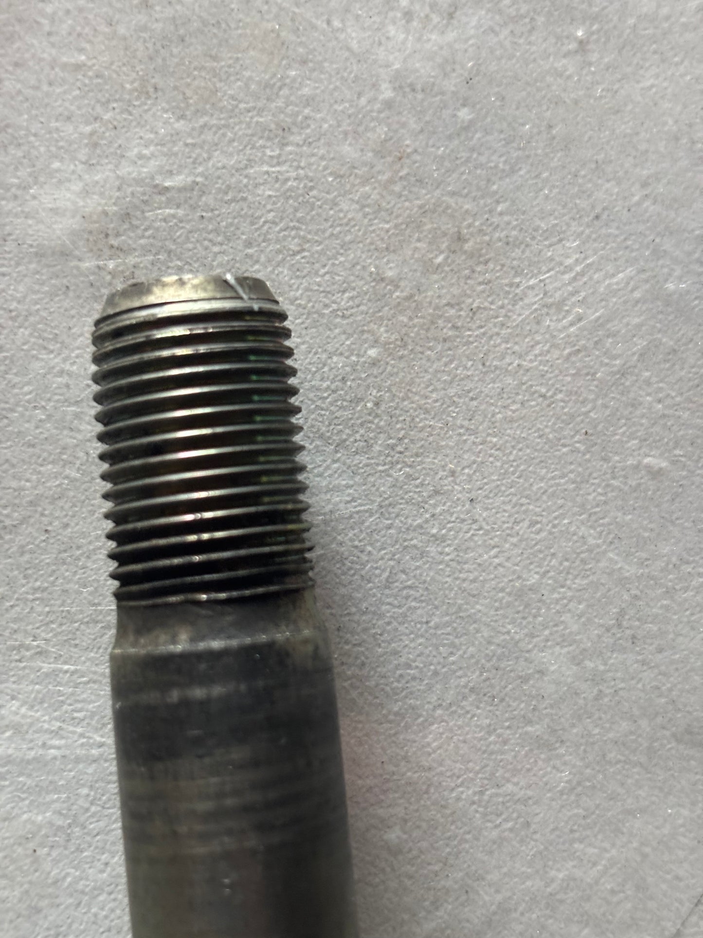Axe roue avant Yamaha mt07 2018/2020