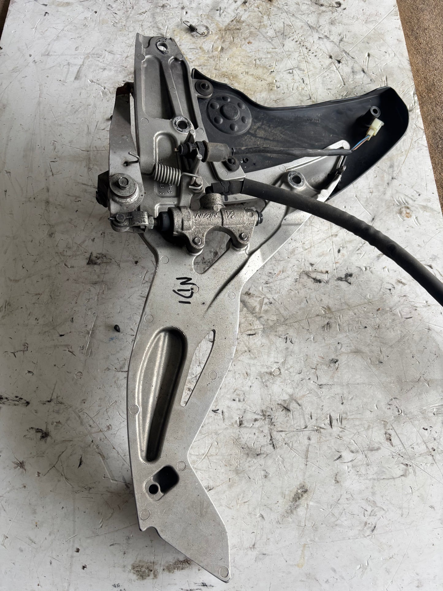 Platine repose pied droite Kawasaki Er6n er6f 2005/2008