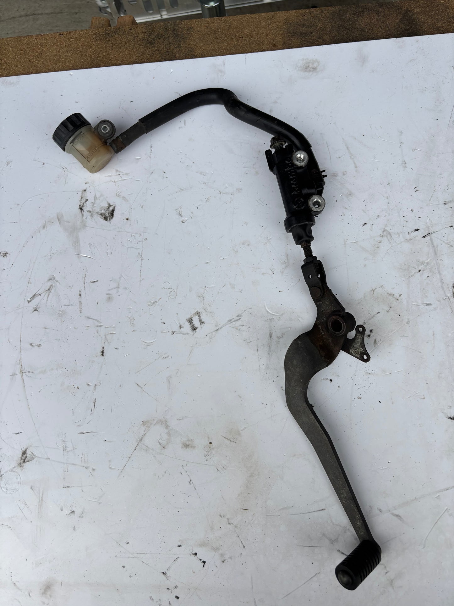 Bremspedal und Hauptbremszylinder Yamaha MT 07 2014-2024