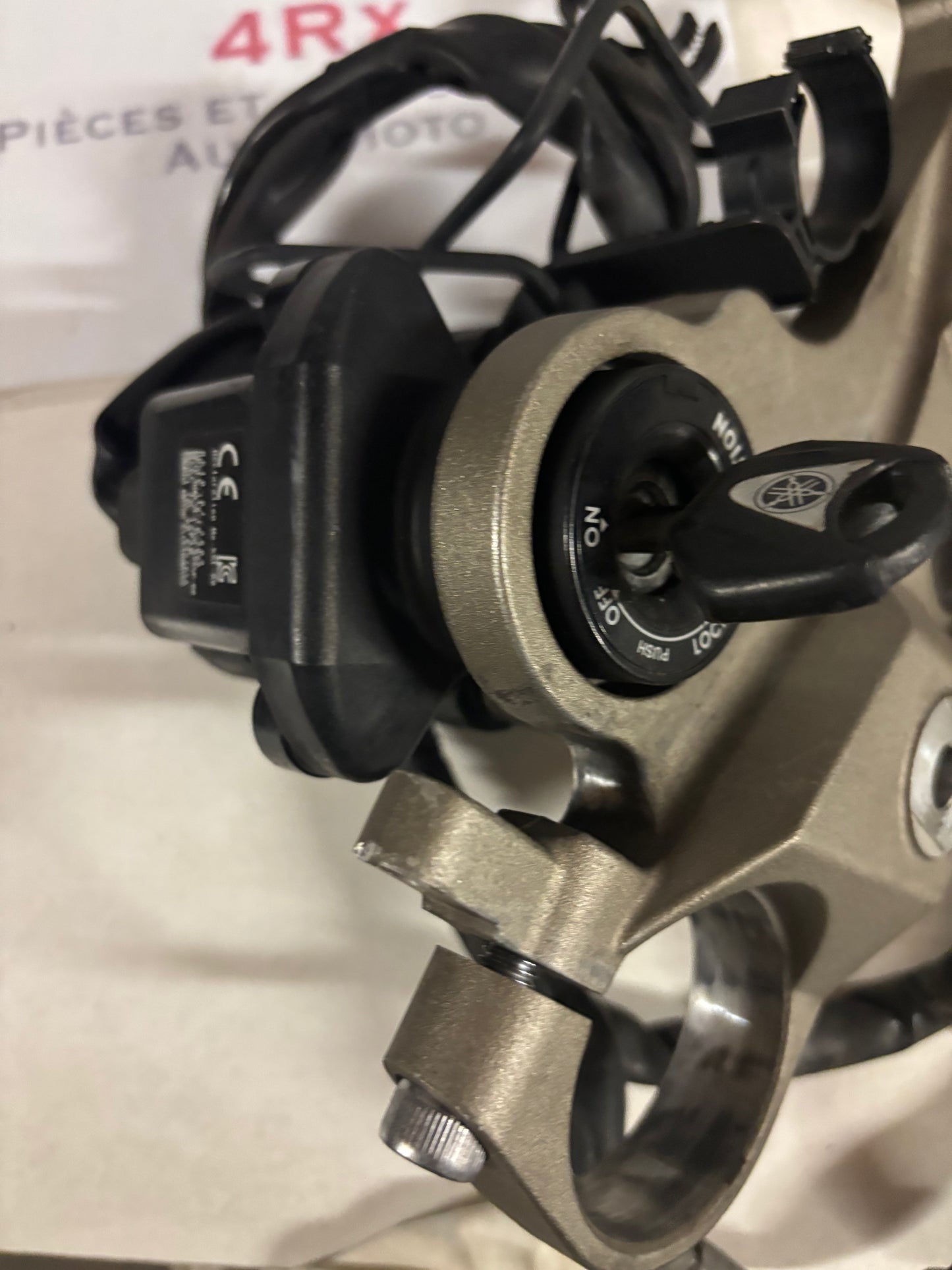 Schlosssatz für Yamaha Tracer 900 2015-2017