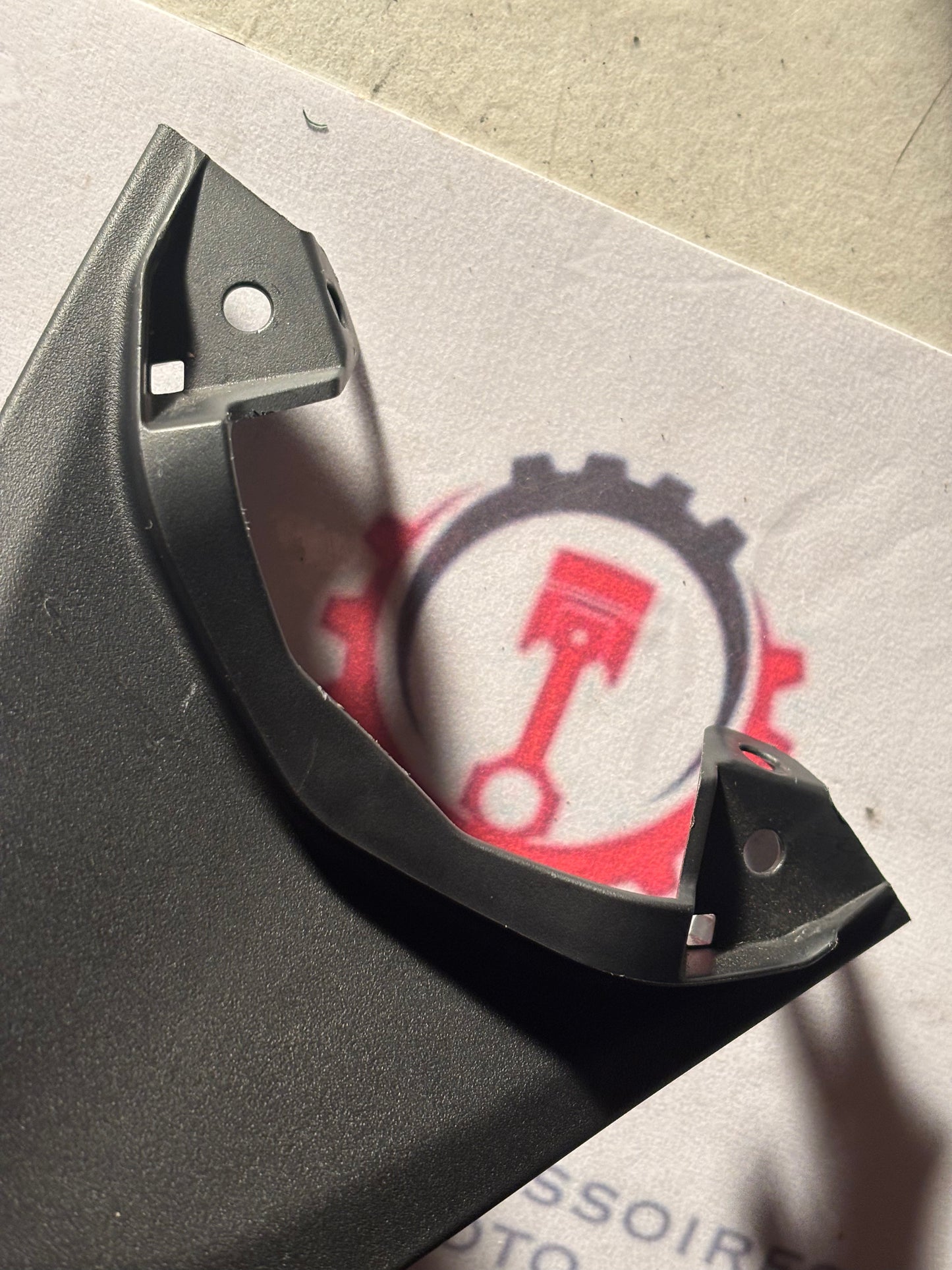 Yamaha R7 2021-2024 Zentralsitzverkleidung BEB2171E00