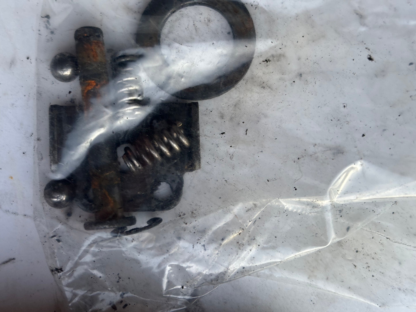 Kawasaki ER6N ER6F linke hintere Fußstütze