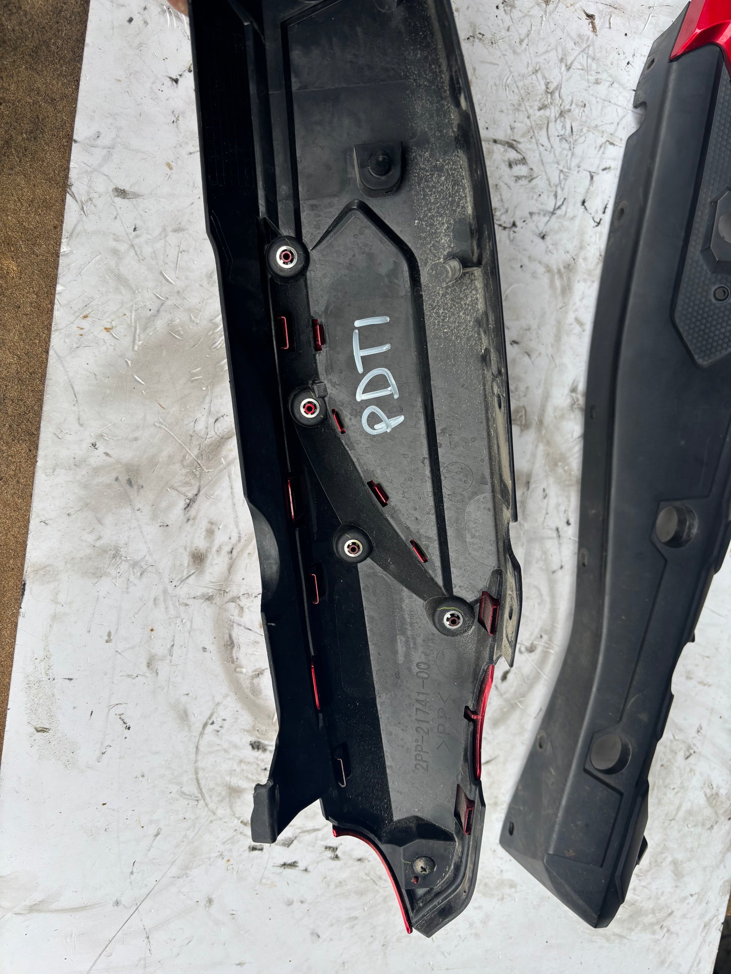Paire carénage coque arrière yamaha tracer 900 2015/2017