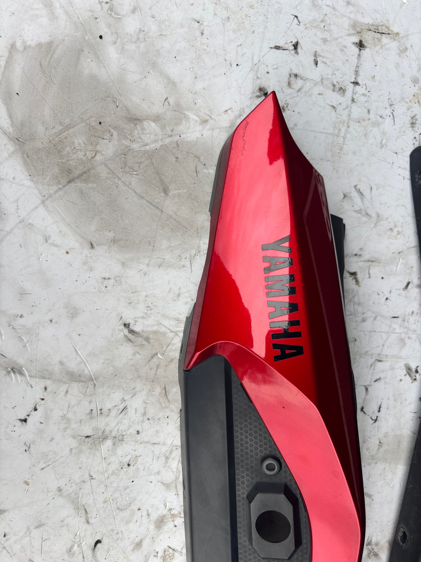 Paire carénage coque arrière yamaha tracer 900 2015/2017