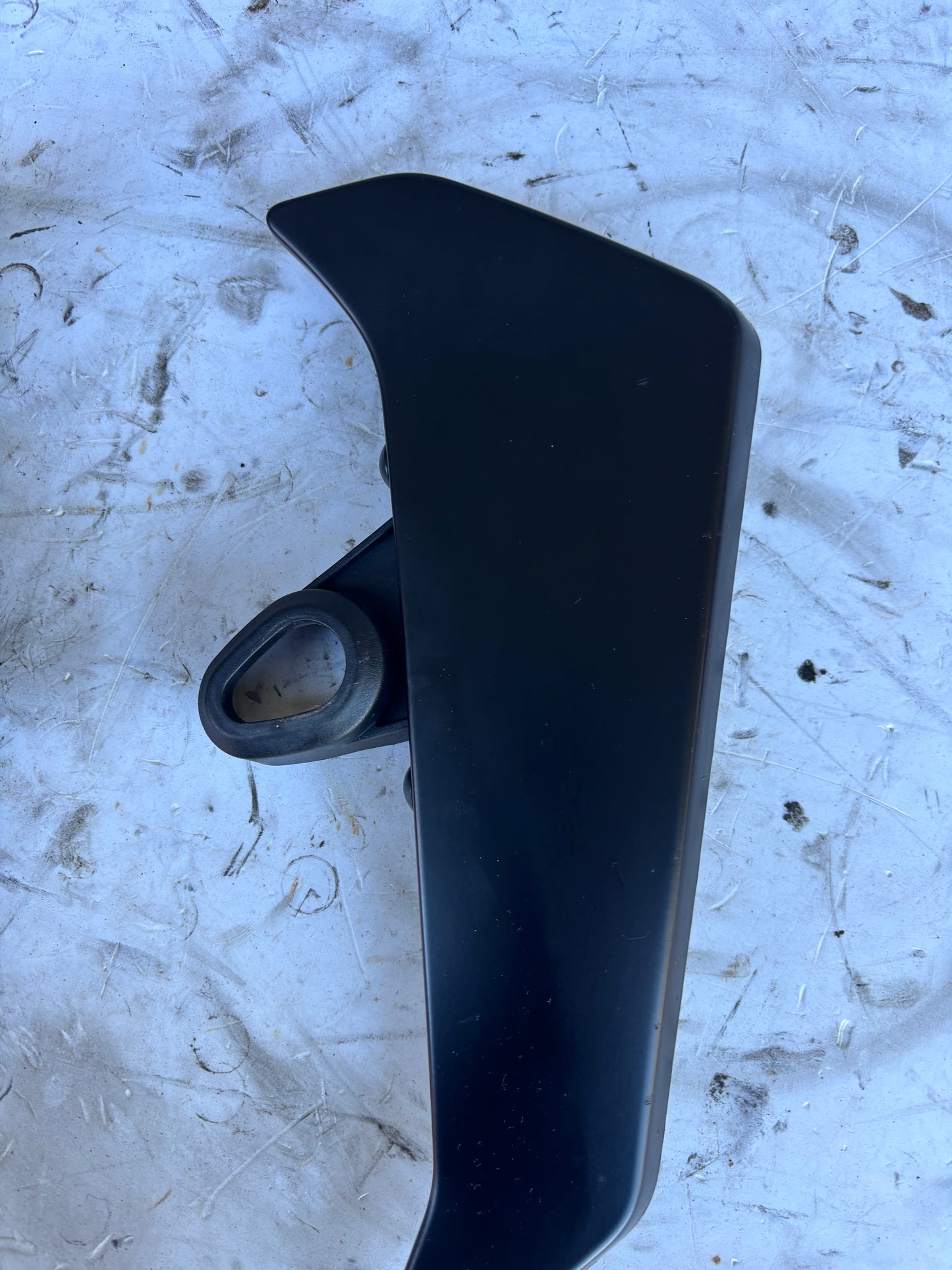 Paar Kühlerhutzenschutz / Blinkerhalter für Yamaha MT09 2017-2020