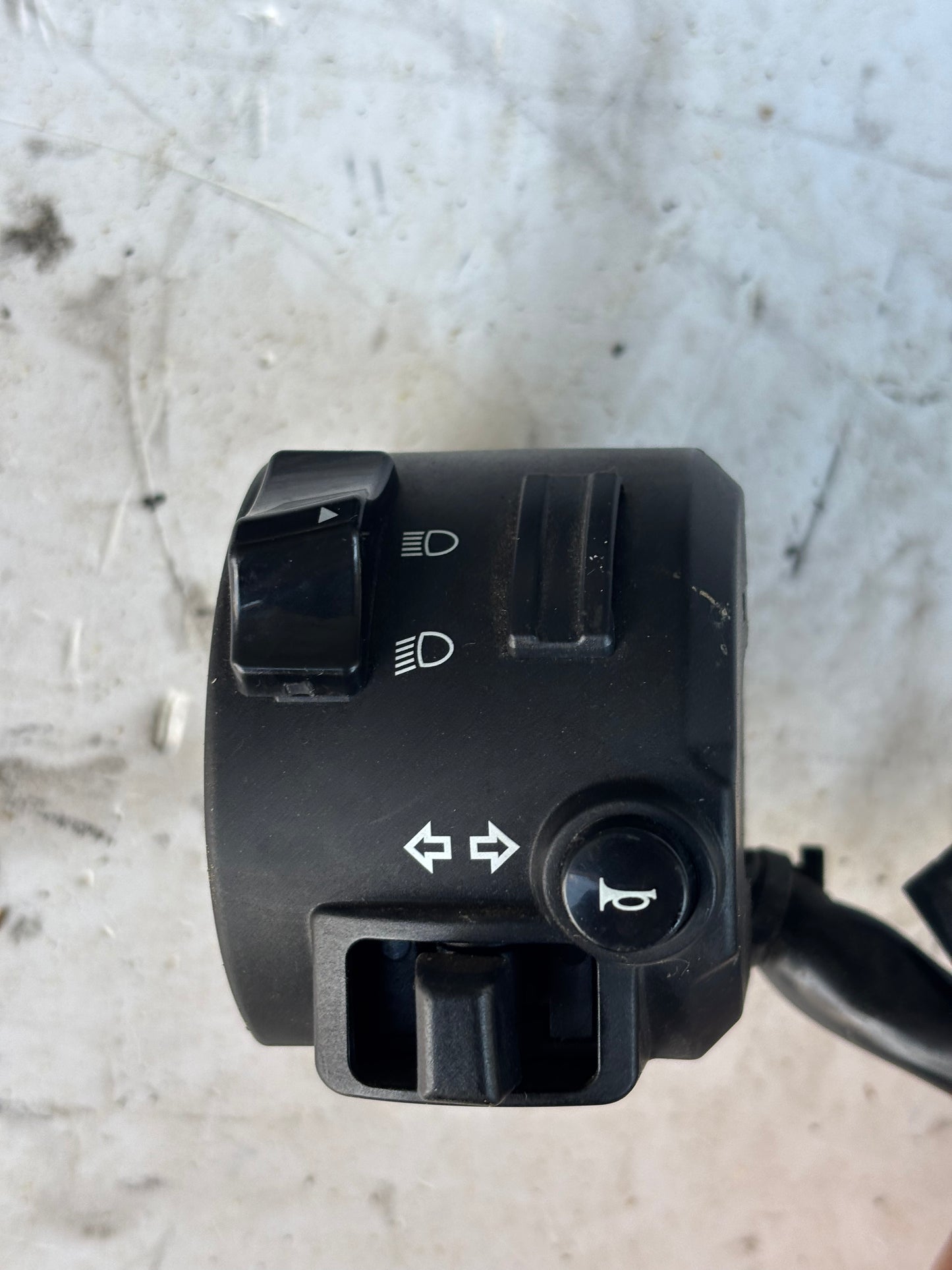 Schalter linker Scheinwerferblinker Yamaha MT 09 2013-2016