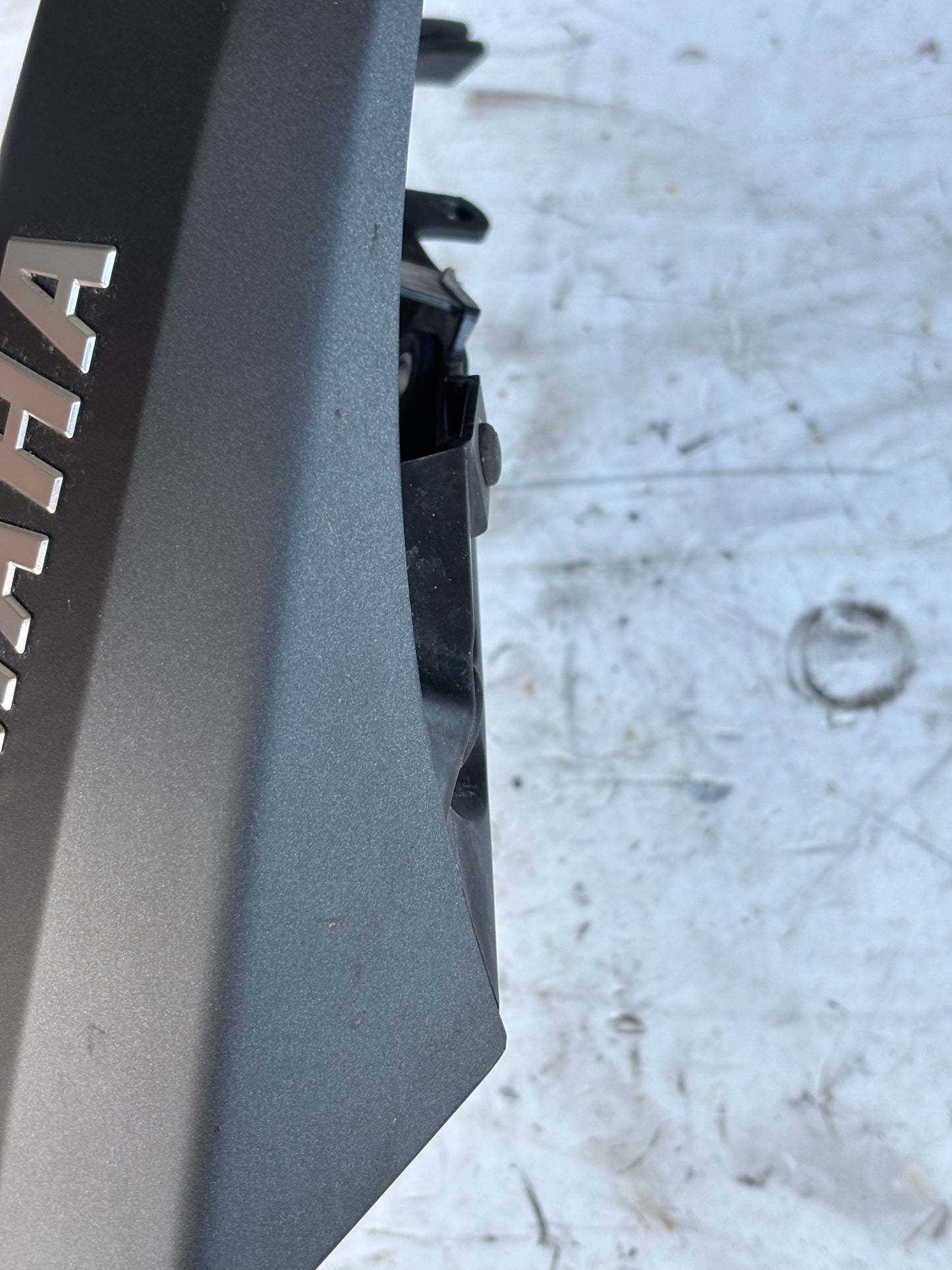 Rechte und linke Lufthutze für Yamaha MT 09 2013-2016 Tank