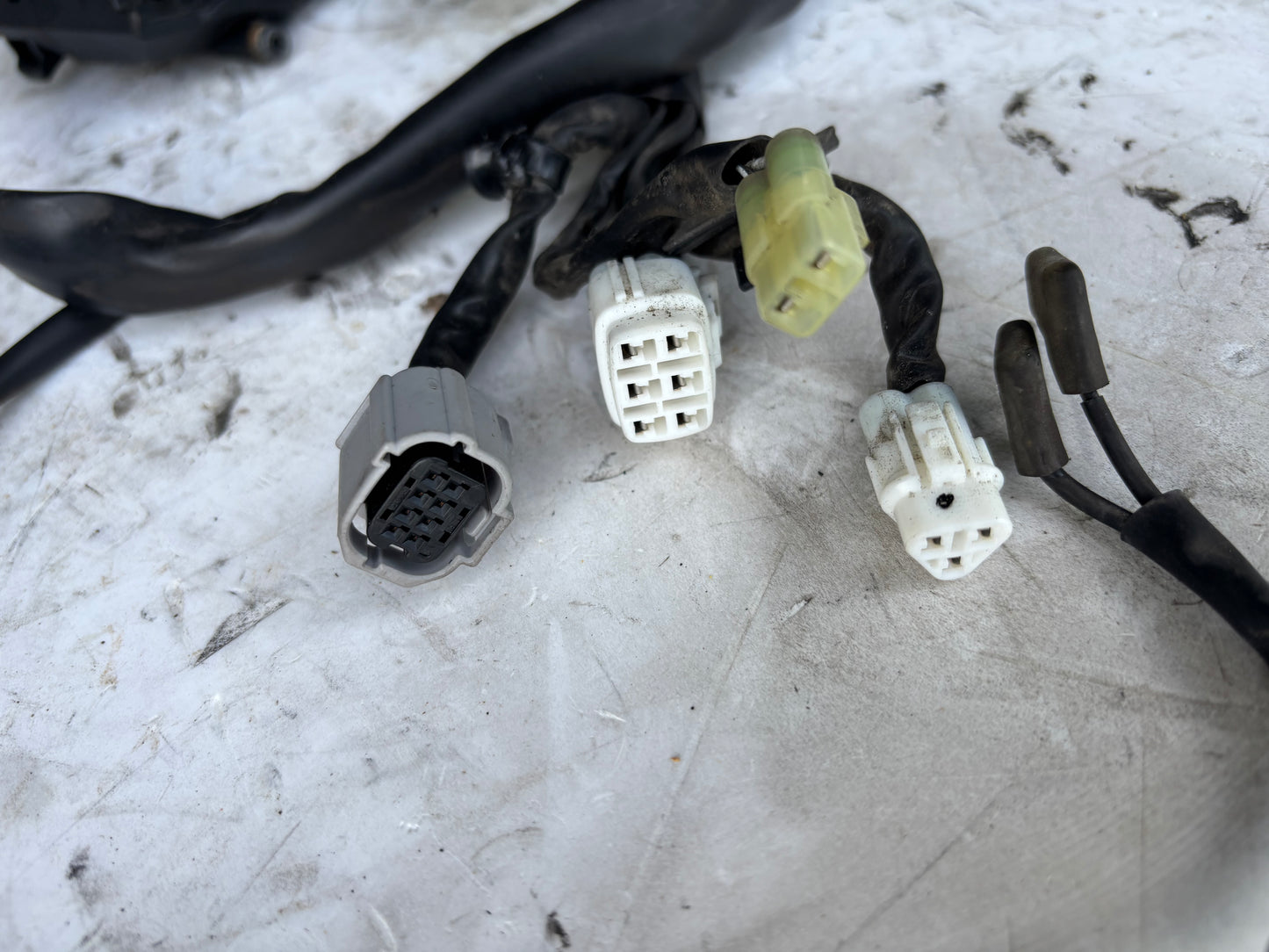Commodo phare gauche Yamaha tracer 900 2018/2020