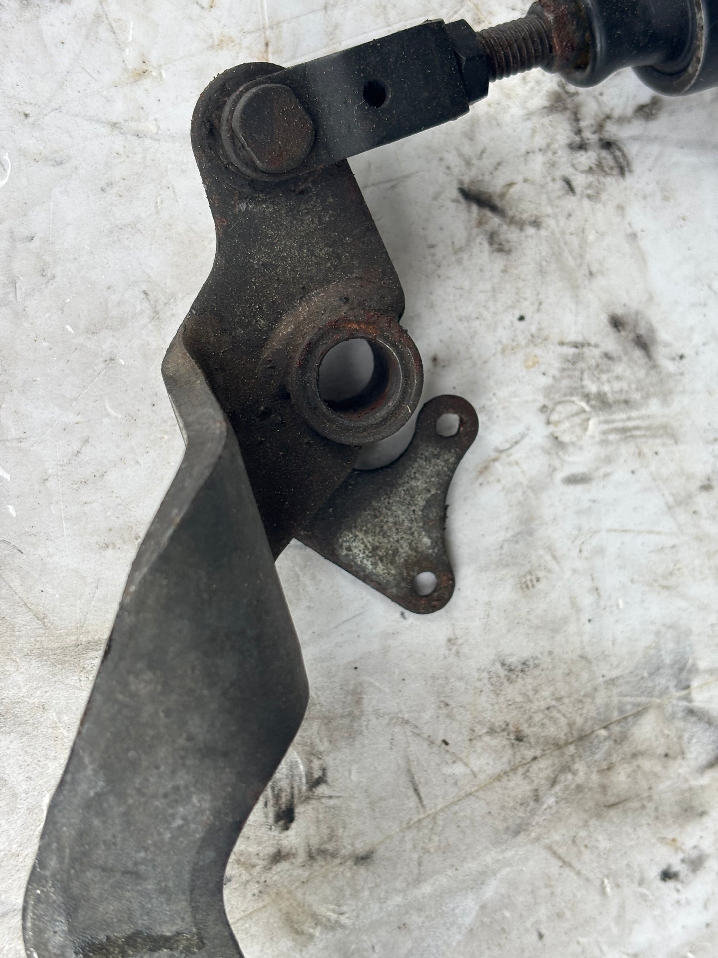 Pédale de frein et maître cylindre yamaha mt07 2014-2024