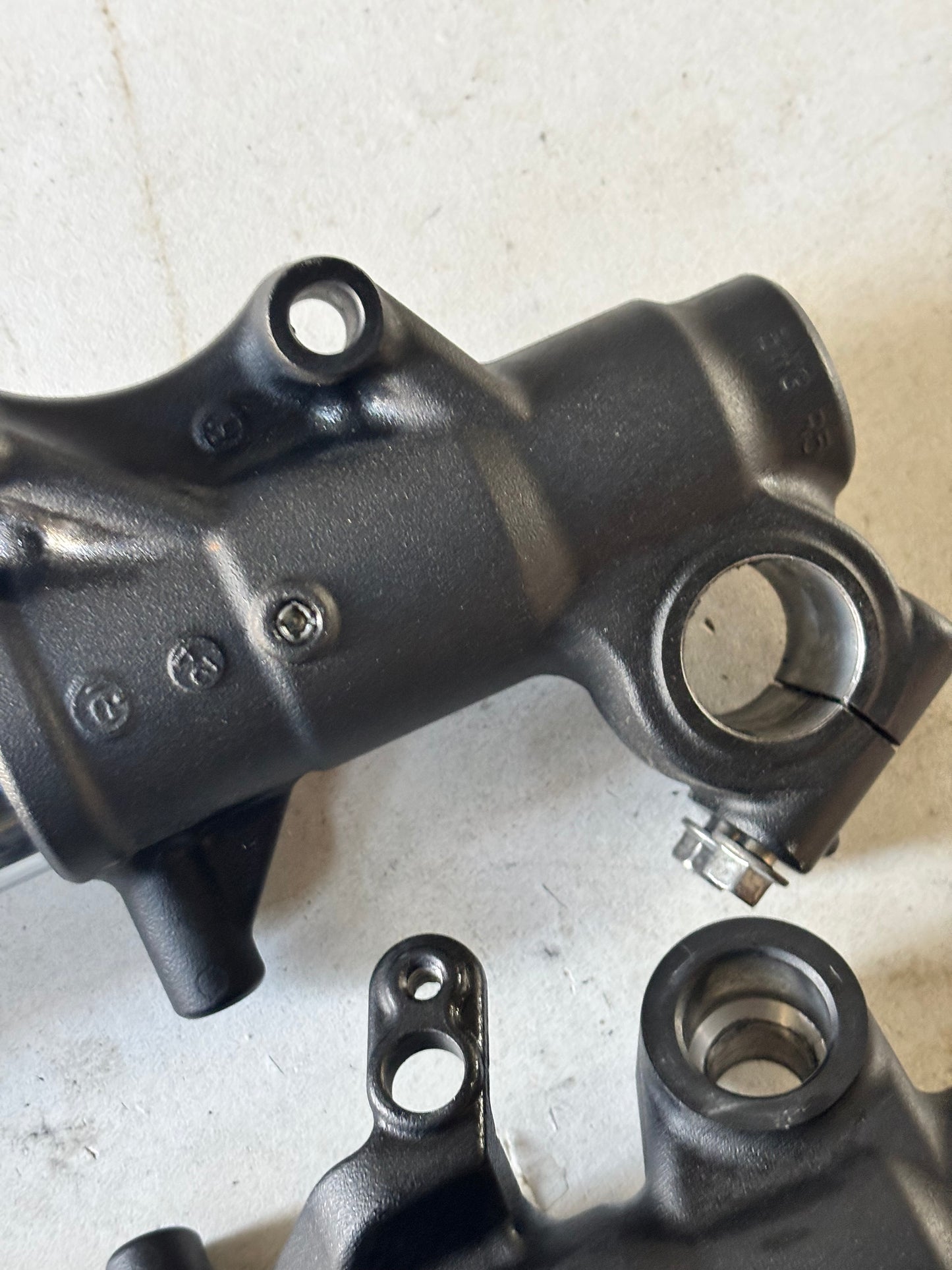 Bras de fourche yamaha Tenere 700 2019 à 2024