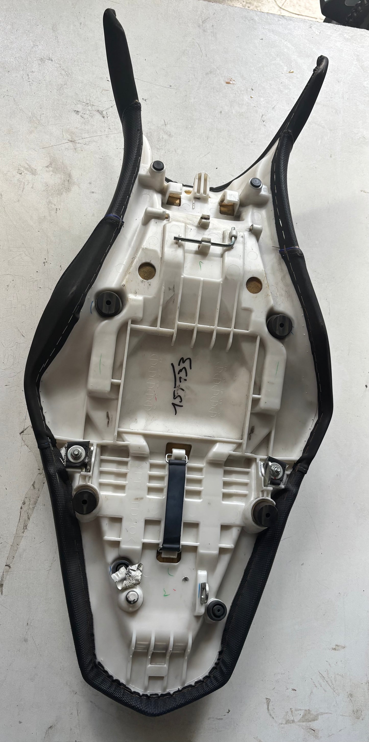 Selle confort yamaha mt09 mt 09 2017-2020 Yves moillo