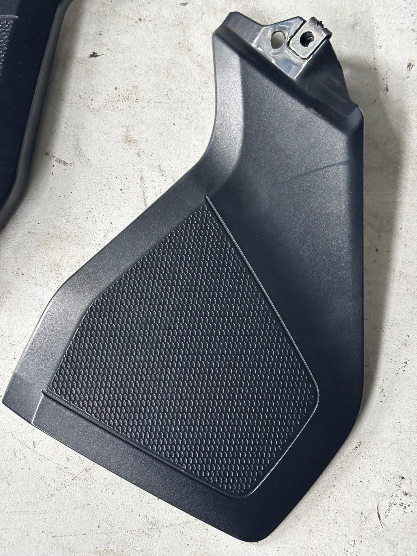Paire Pad protection réservoir latéral droit et gauche Yamaha mt09 2013/2020